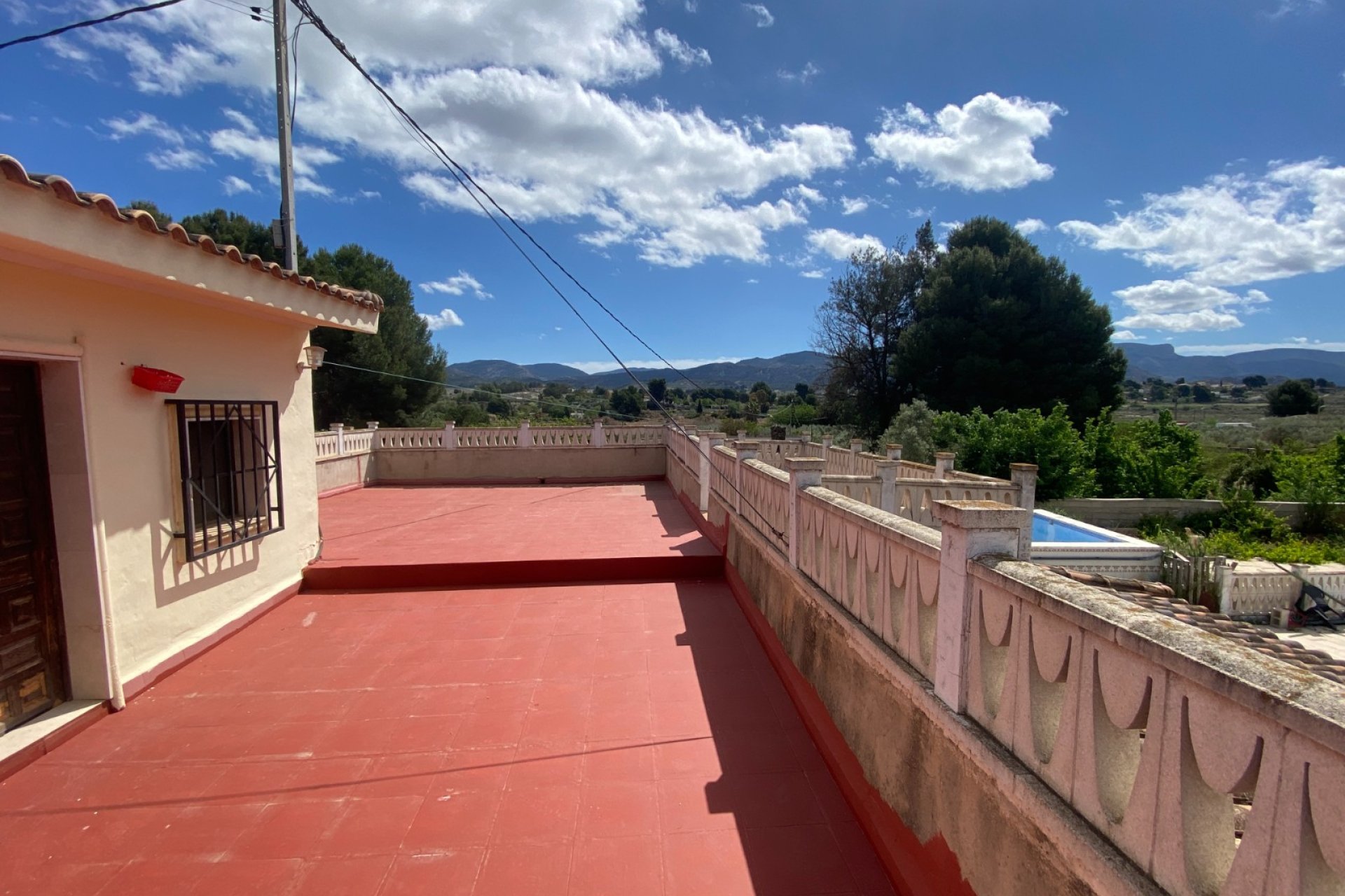 Resale - Villa - Sax