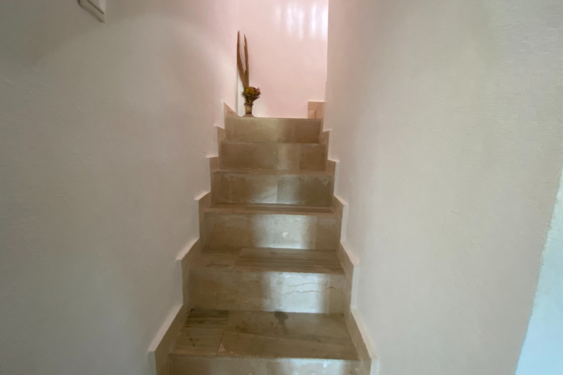 Resale - Villa - Sax