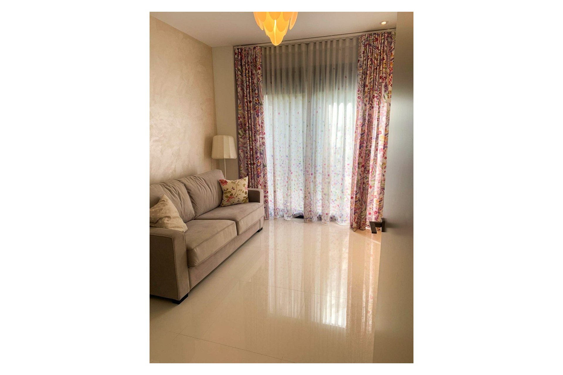 Resale - Villa / Semi detached - Alicante - Campoamor