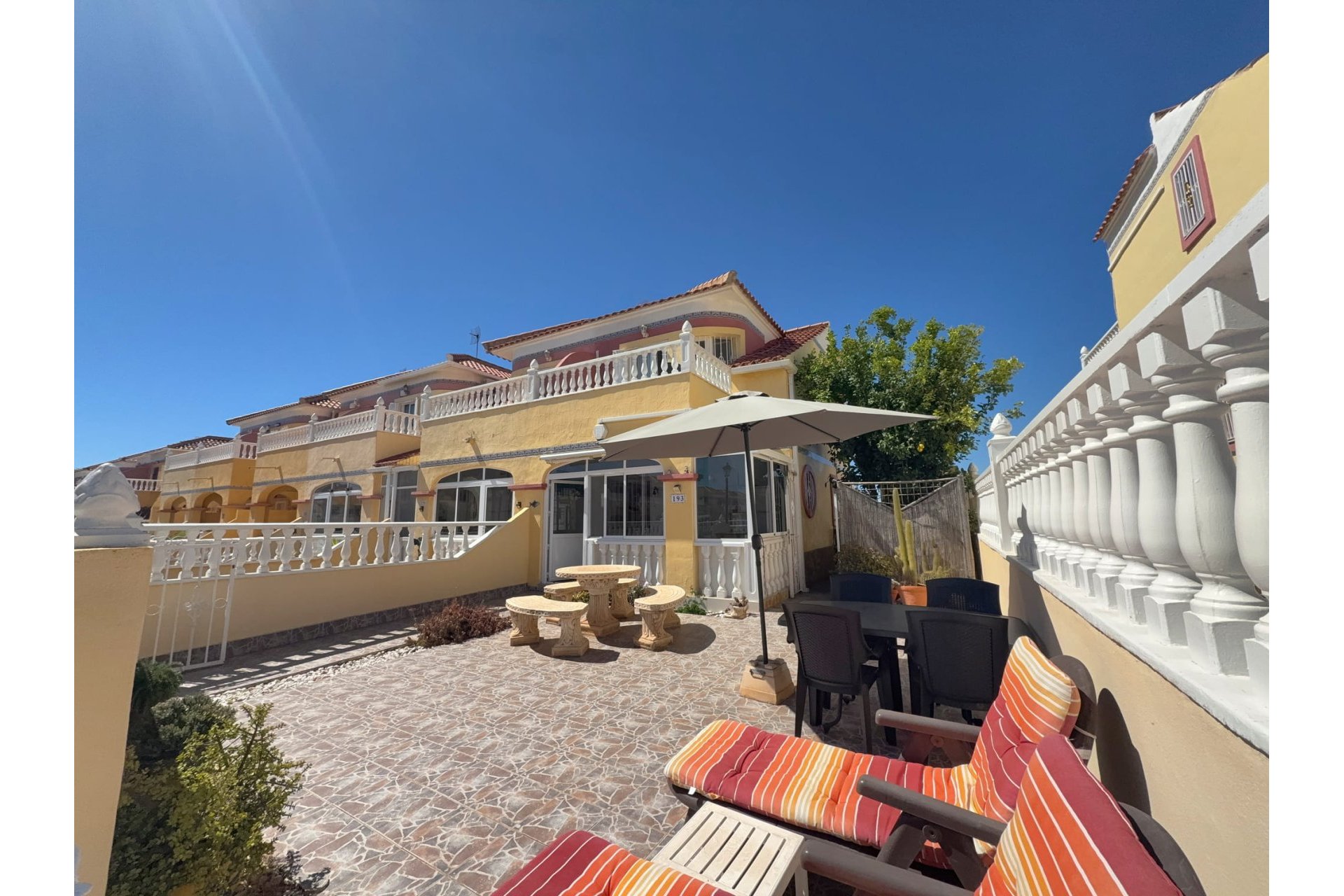 Resale - Villa / Semi detached - Cabo Roig - Cabo Roig>La Regia