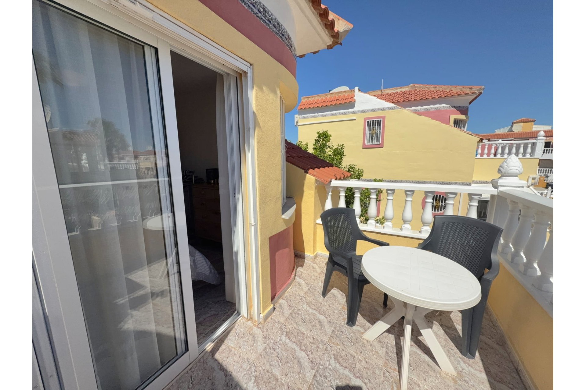 Resale - Villa / Semi detached - Cabo Roig - Cabo Roig>La Regia