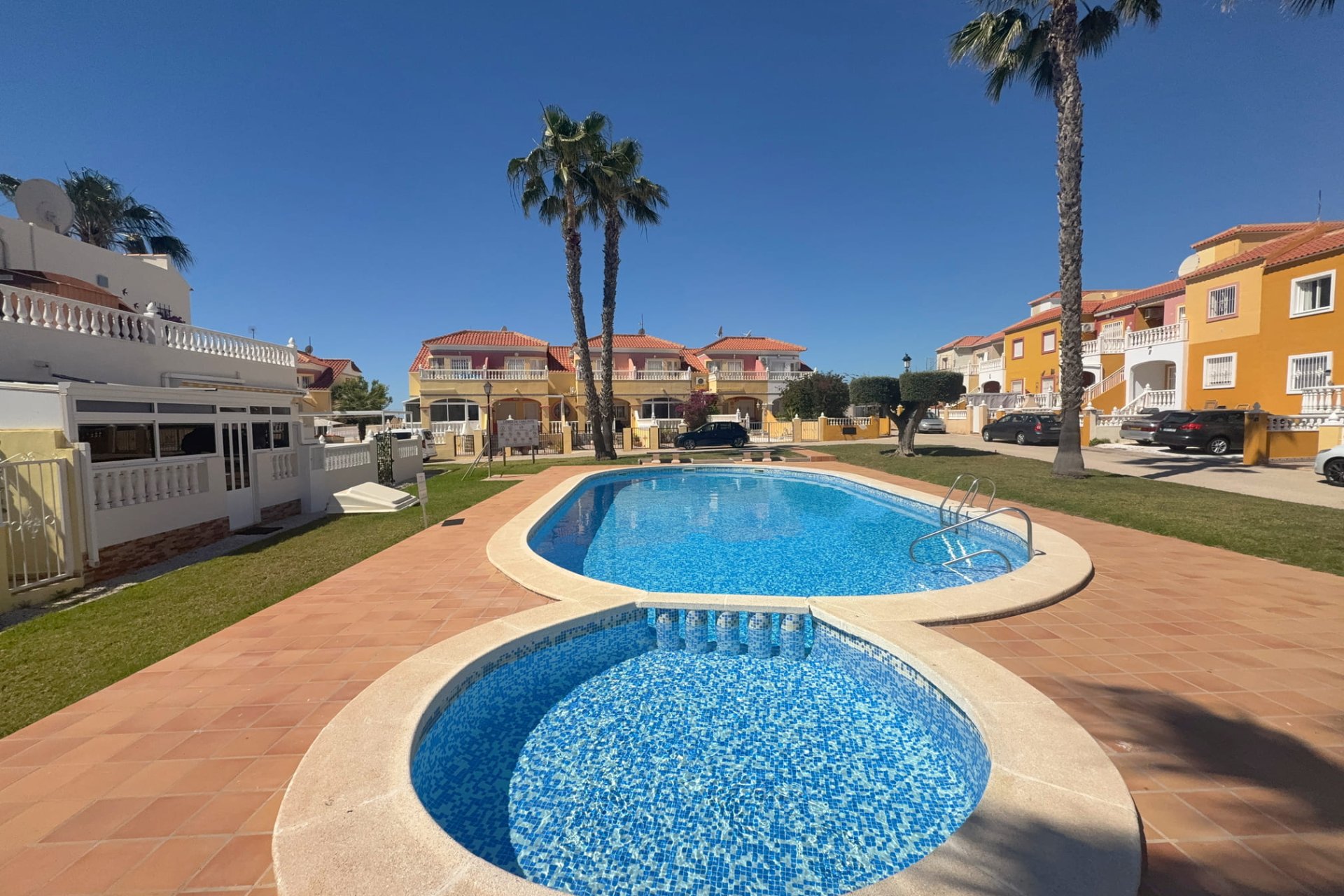Resale - Villa / Semi detached - Cabo Roig - Cabo Roig>La Regia