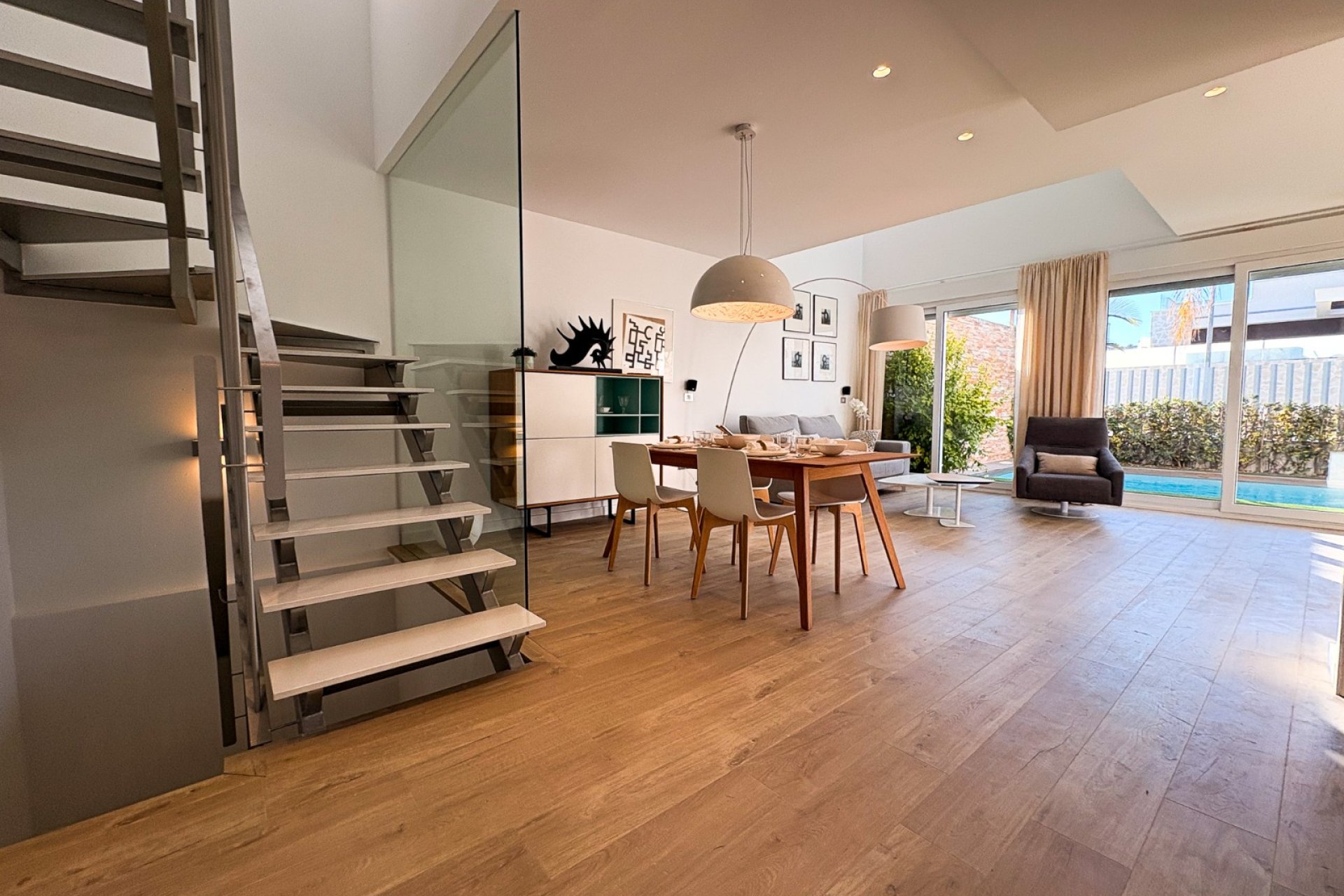 Resale - Villa / Semi detached - Ciudad Quesada