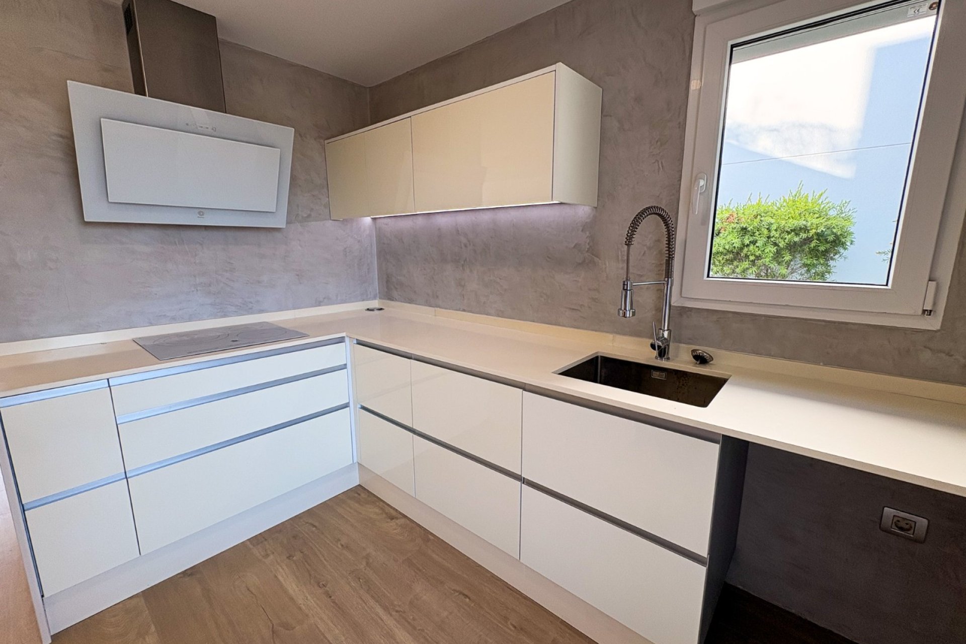 Resale - Villa / Semi detached - Ciudad Quesada