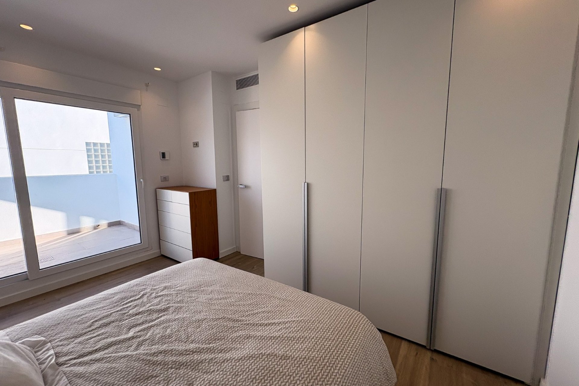 Resale - Villa / Semi detached - Ciudad Quesada