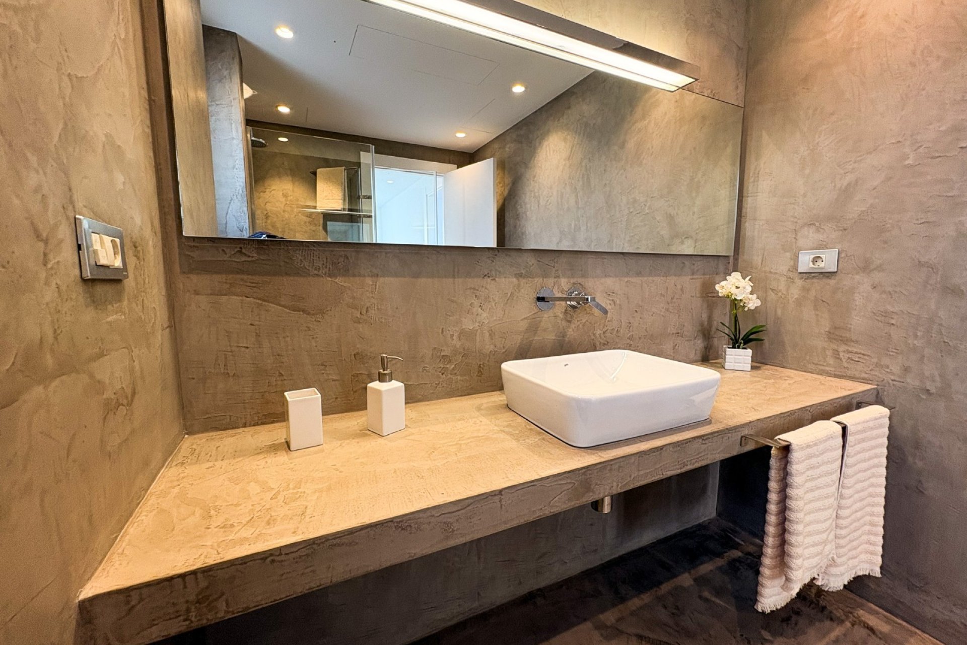 Resale - Villa / Semi detached - Ciudad Quesada