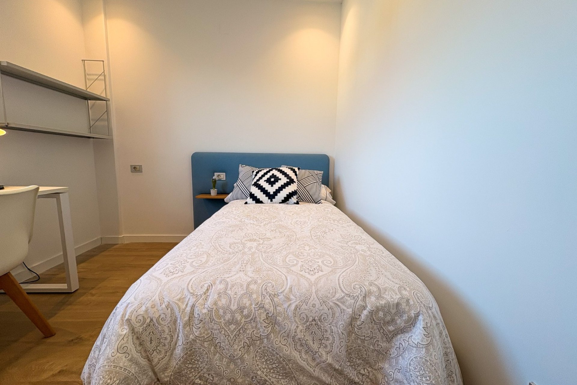 Resale - Villa / Semi detached - Ciudad Quesada