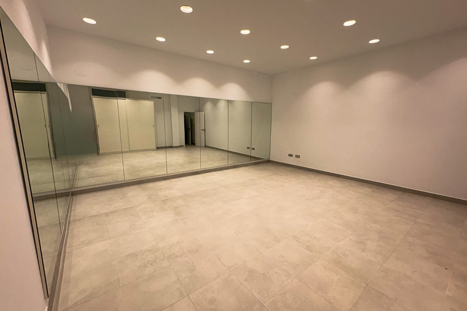 Resale - Villa / Semi detached - Ciudad Quesada