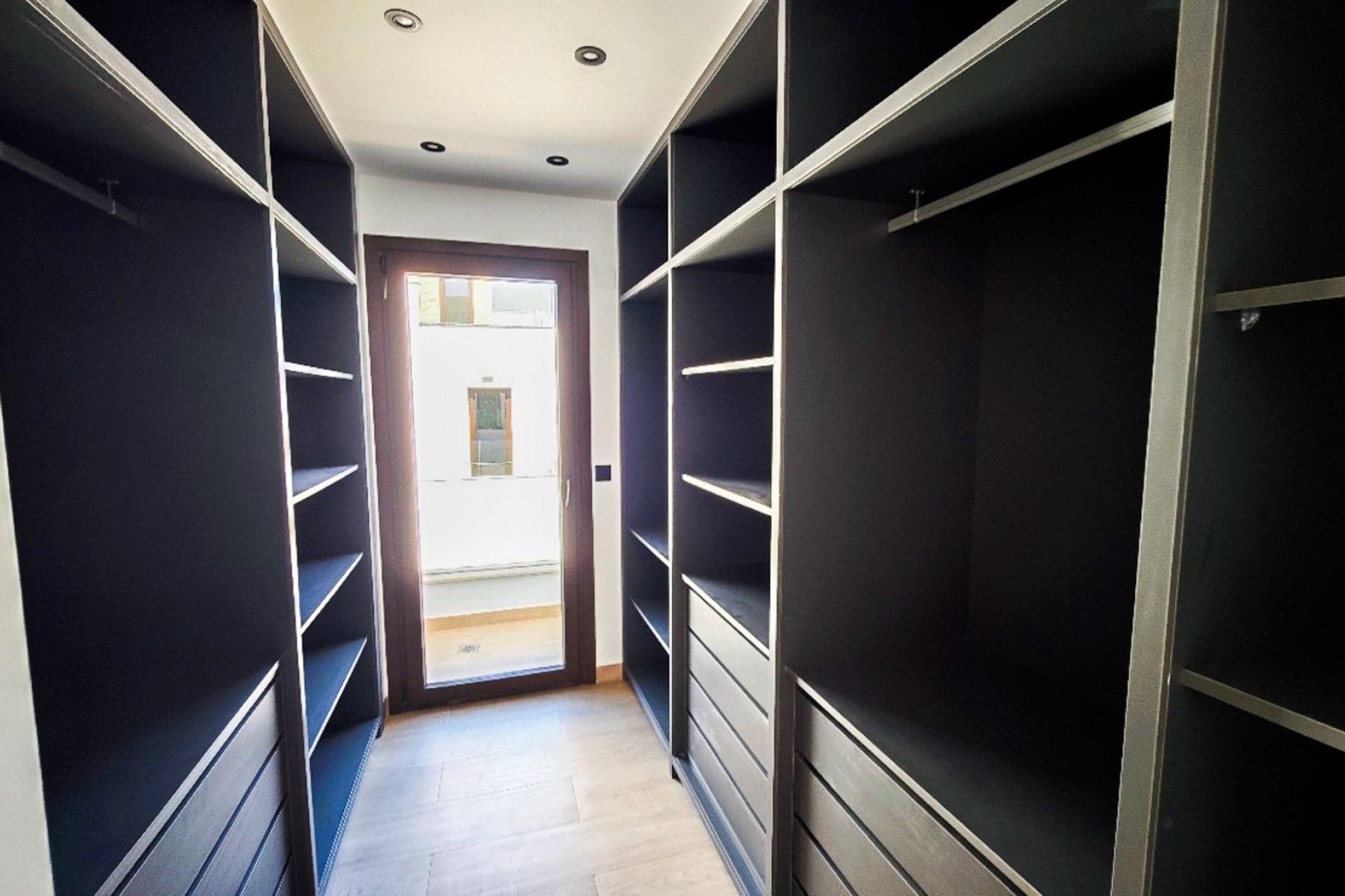 Resale - Villa / Semi detached - Finestrat - Balcón De Finestrat