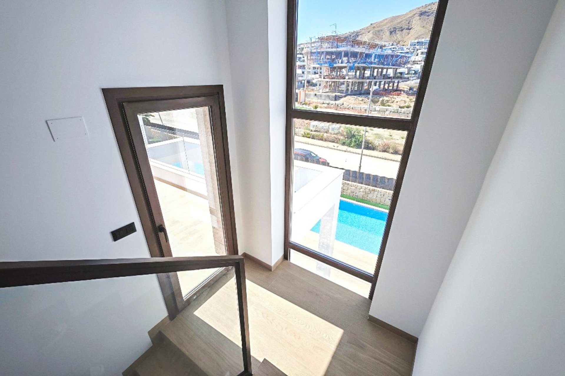 Resale - Villa / Semi detached - Finestrat - Balcón De Finestrat
