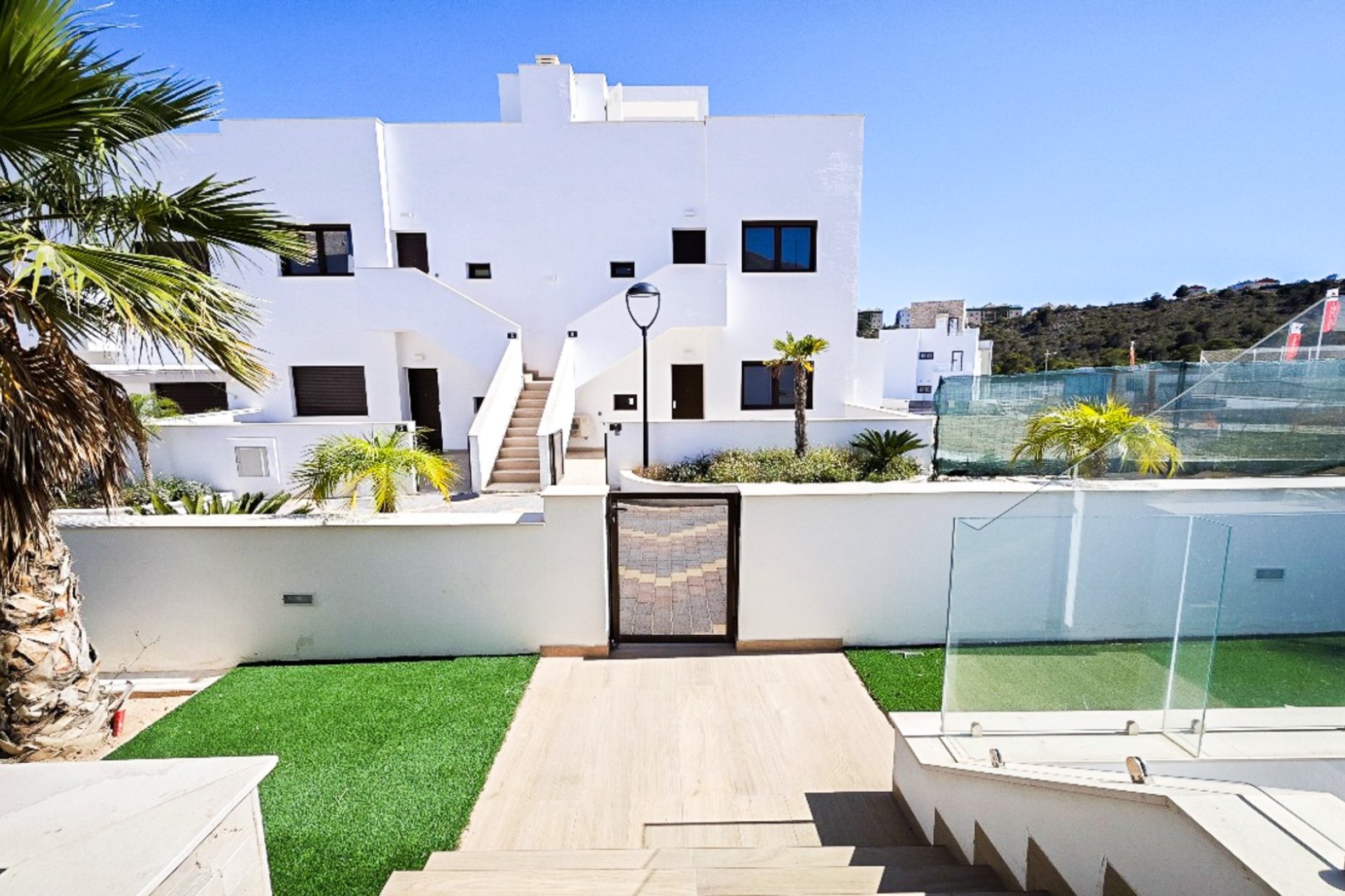 Resale - Villa / Semi detached - Finestrat - Balcón De Finestrat