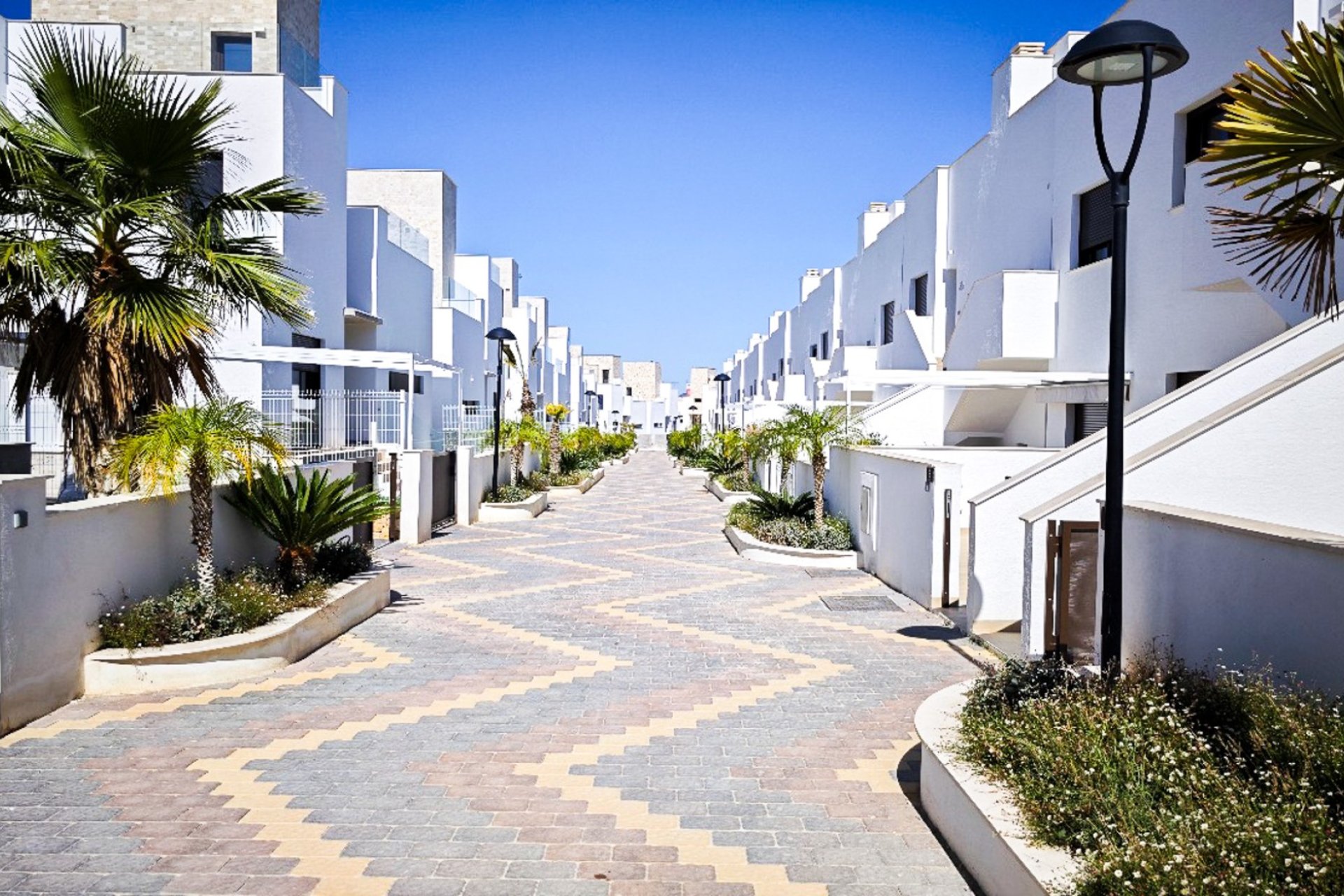 Resale - Villa / Semi detached - Finestrat - Balcón De Finestrat