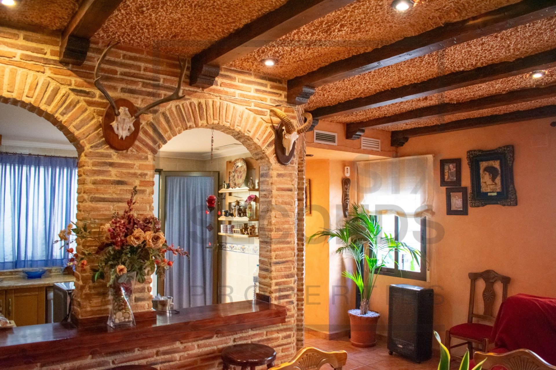 Resale - Villa / Semi detached - Guardamar del Segura - Guardamar pueblo