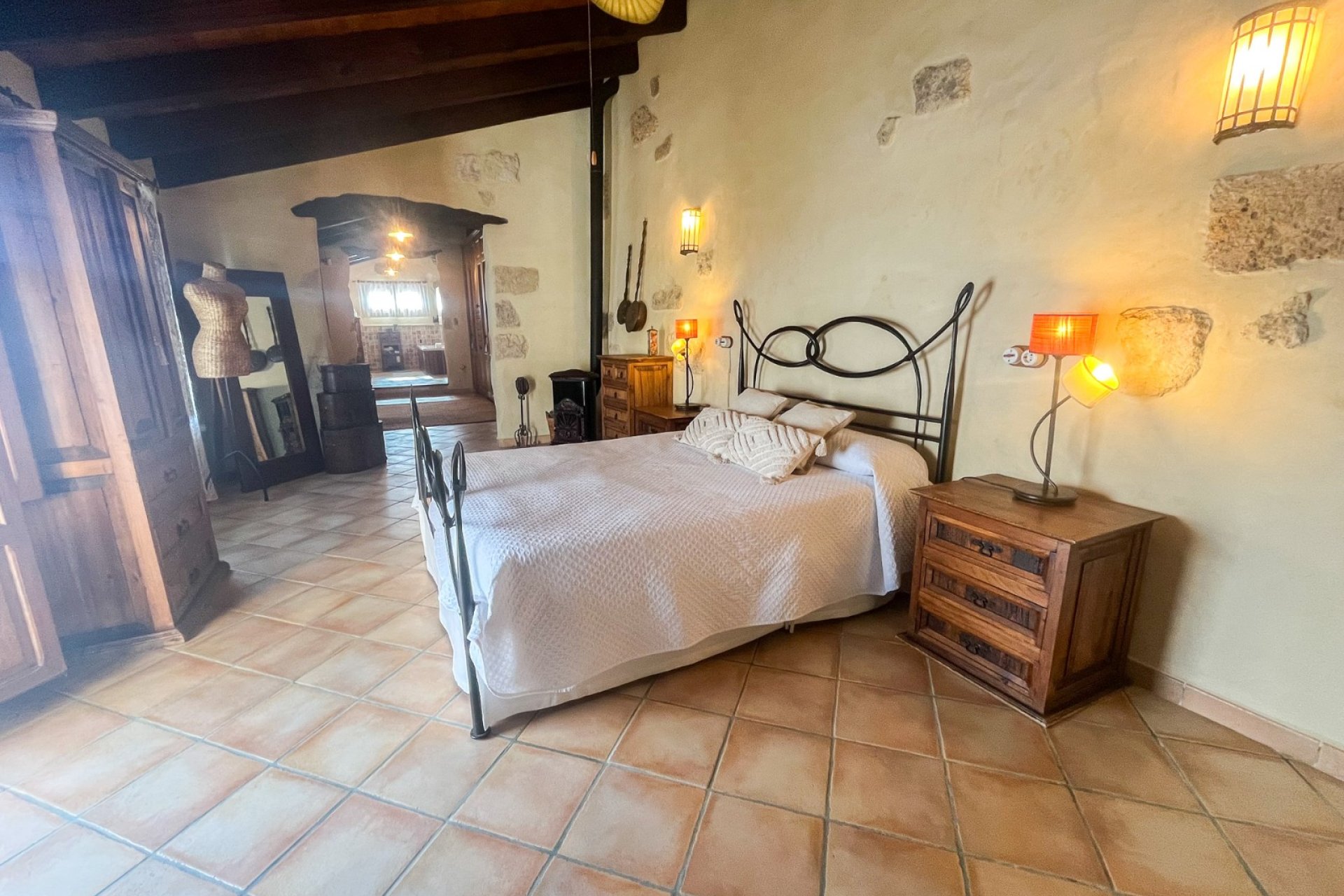 Resale - Villa / Semi detached - Jávea