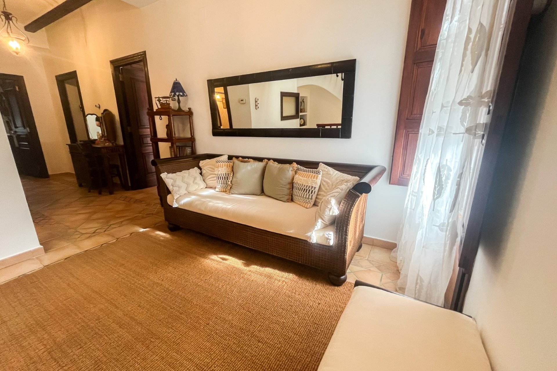 Resale - Villa / Semi detached - Jávea