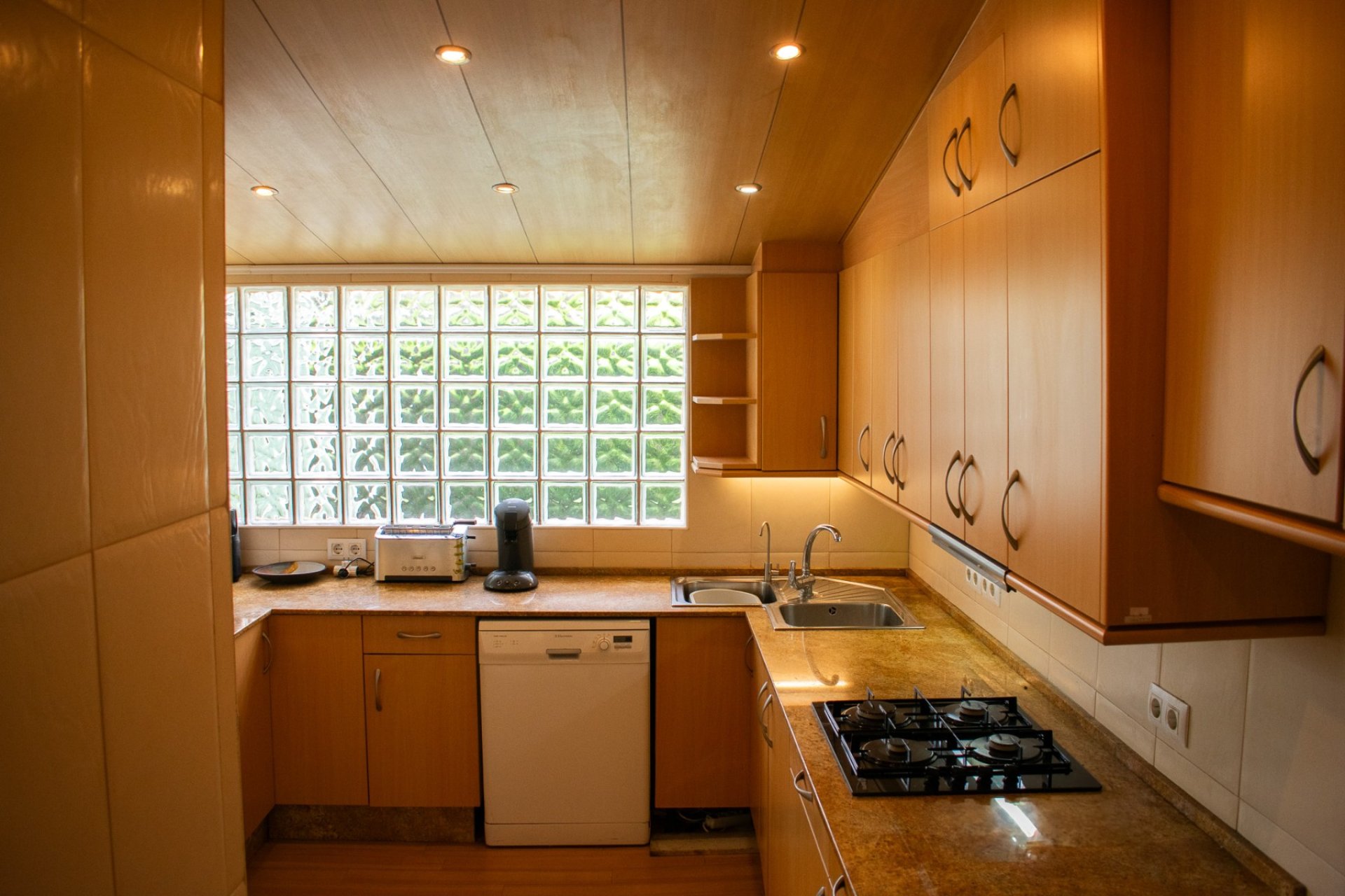 Resale - Villa / Semi detached - Orihuela Costa - Cabo Roig *