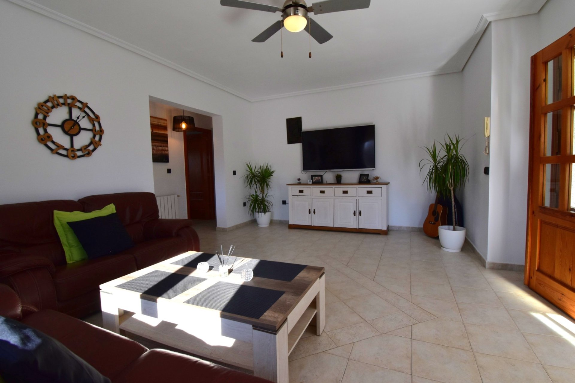 Resale - Villa / Semi detached - Orihuela Costa - Los Balcones