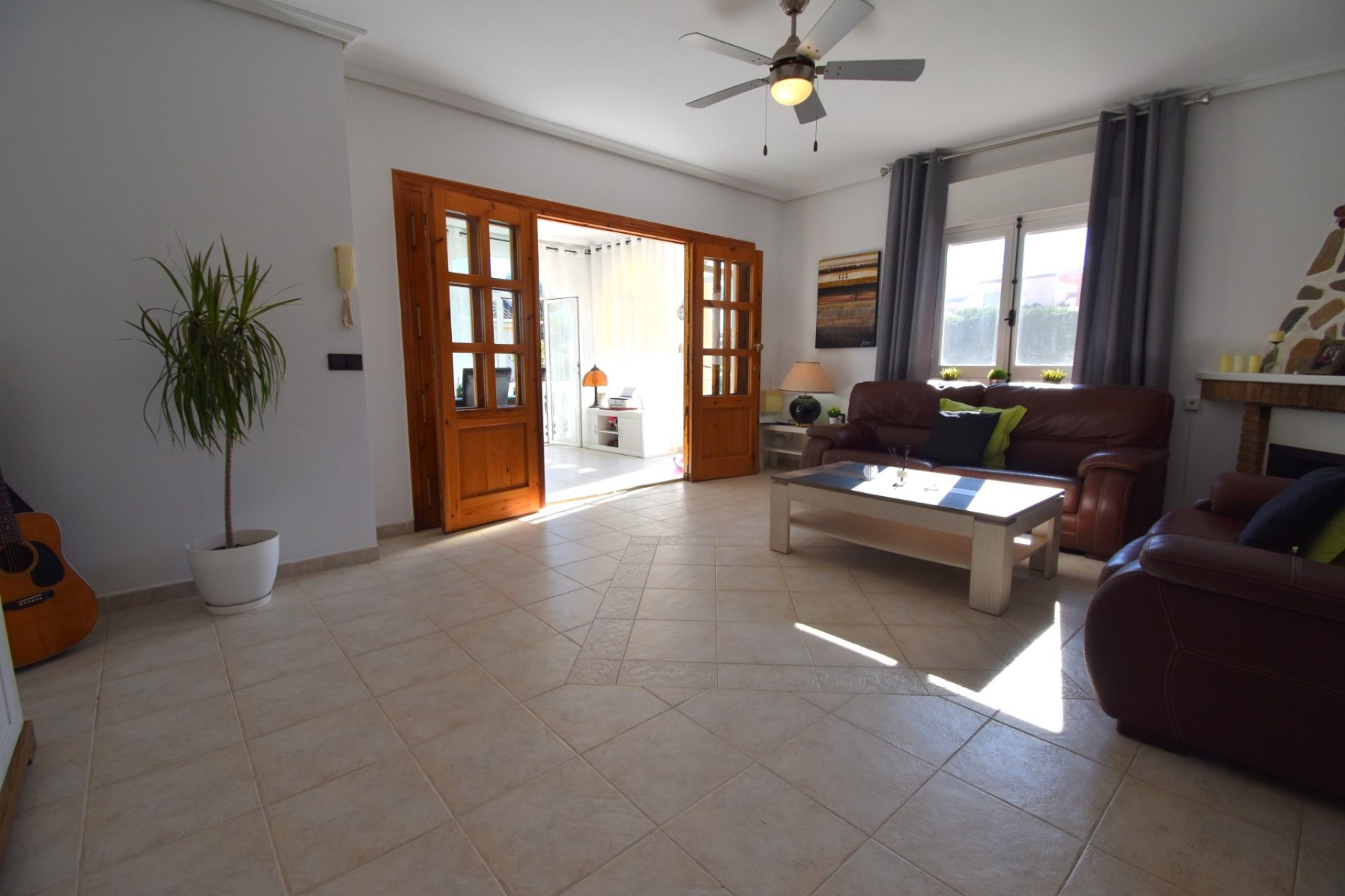 Resale - Villa / Semi detached - Orihuela Costa - Los Balcones