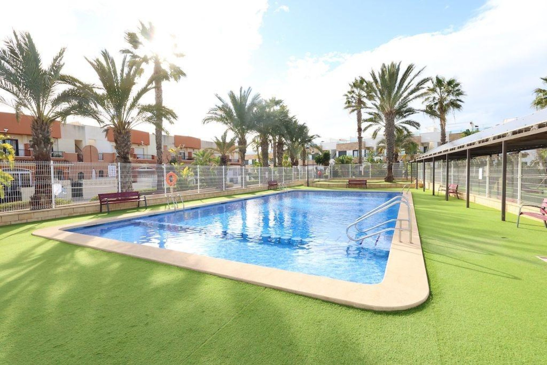 Resale - Villa / Semi detached - Orihuela Costa - Los Dolses