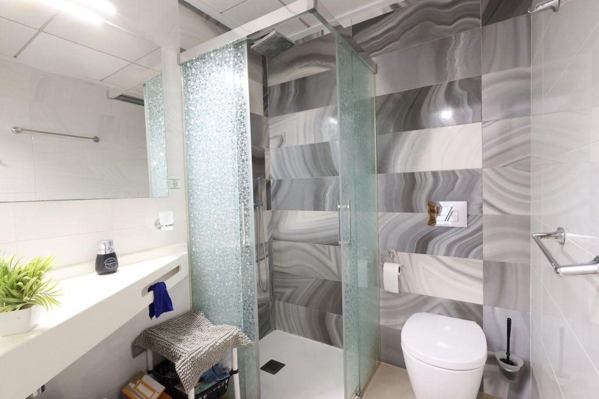 Resale - Villa / Semi detached - Orihuela Costa - Los Dolses