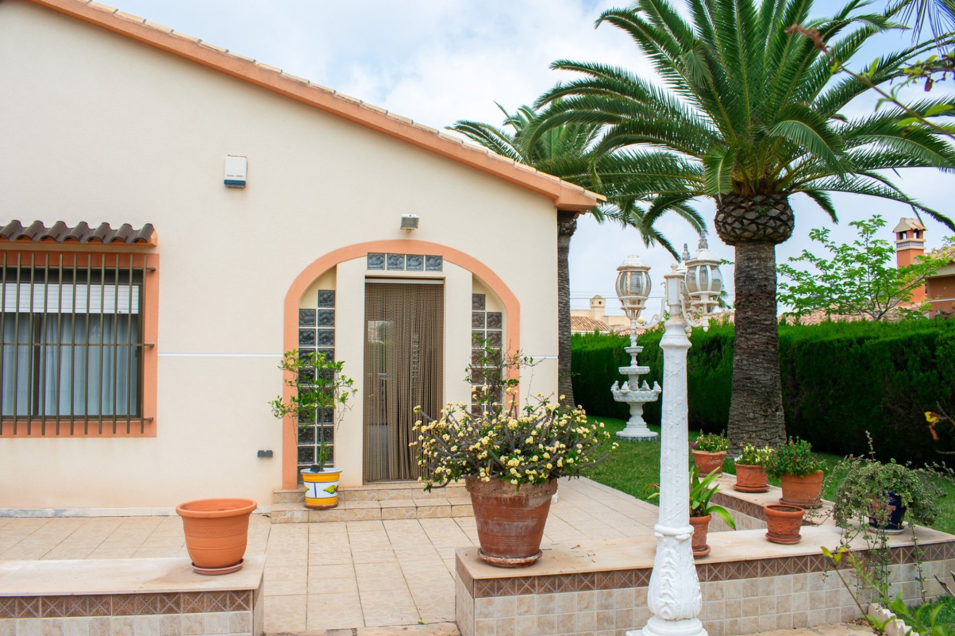Resale - Villa / Semi detached - Orihuela Costa - MUY CERCA DE LA PLAYA