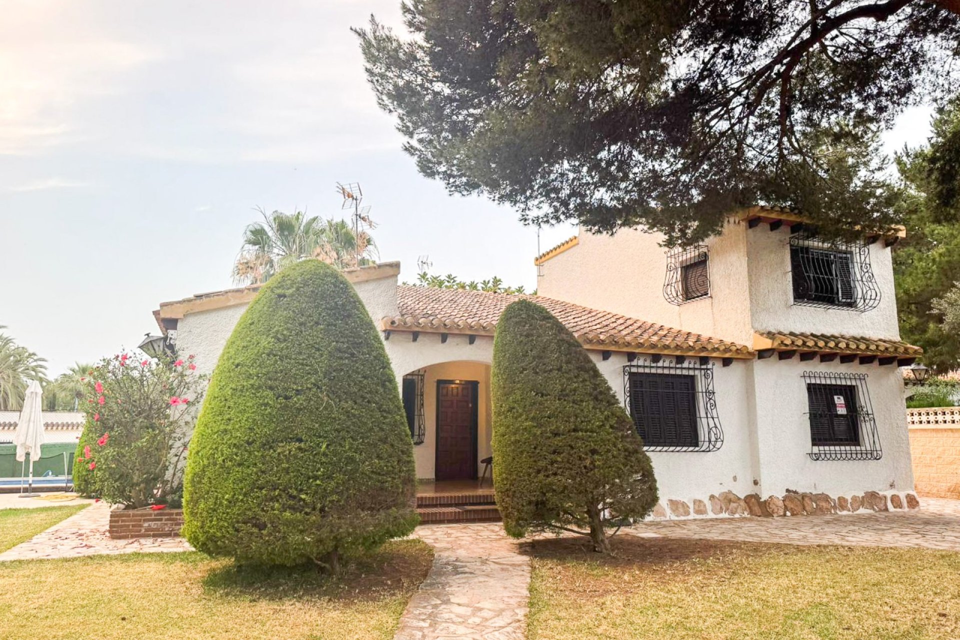 Resale - Villa / Semi detached - Orihuela Costa - Punta Prima