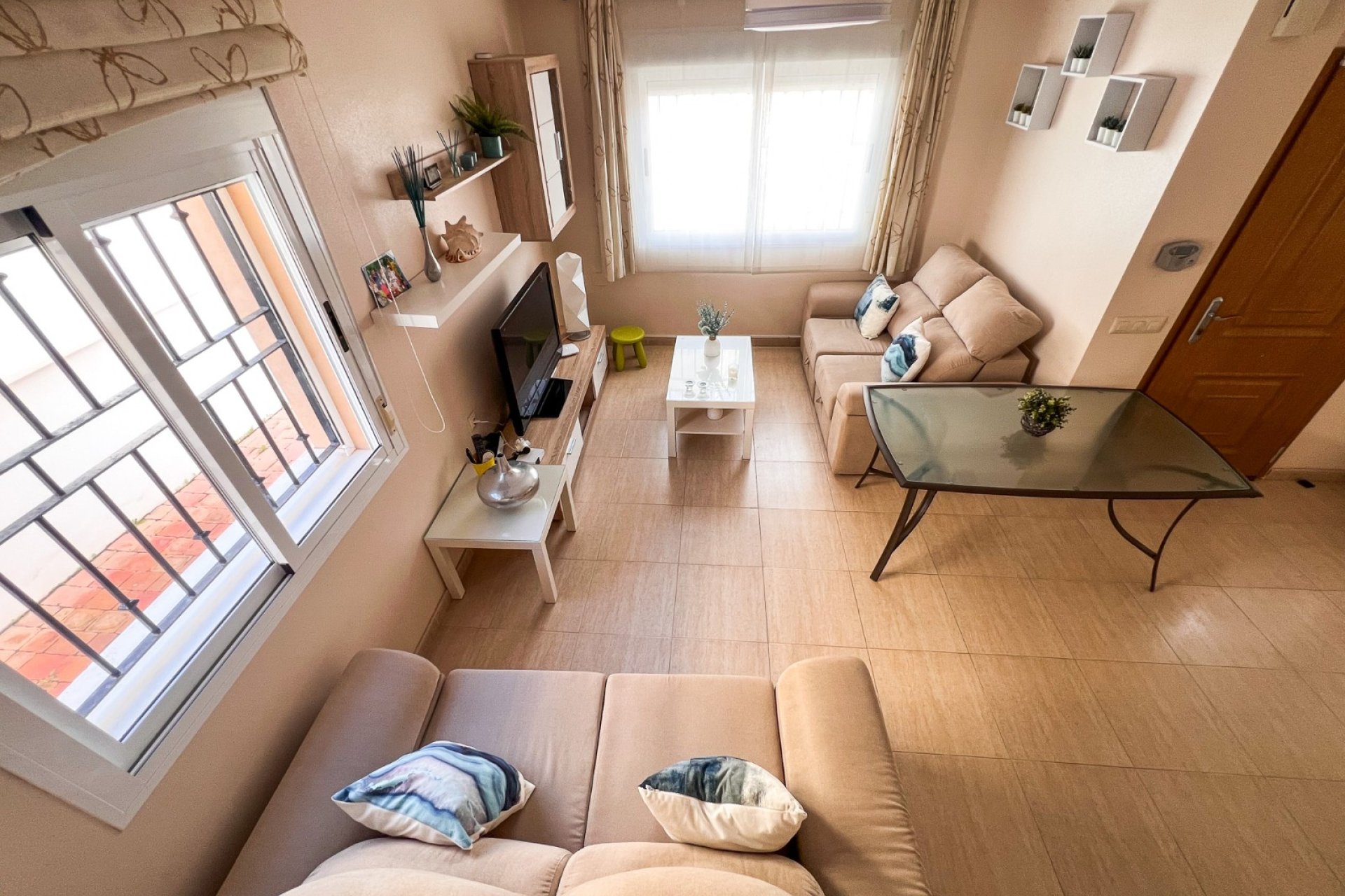 Resale - Villa / Semi detached - Pilar de la Horadada