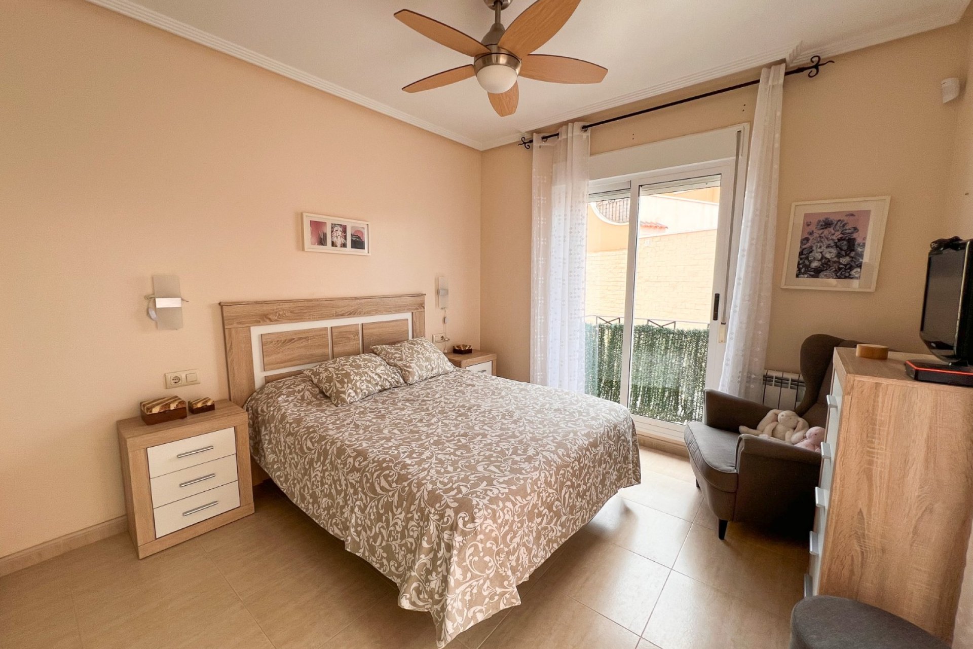 Resale - Villa / Semi detached - Pilar de la Horadada