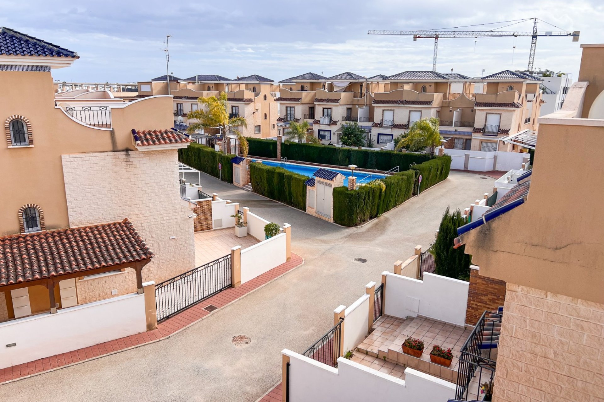 Resale - Villa / Semi detached - Pilar de la Horadada