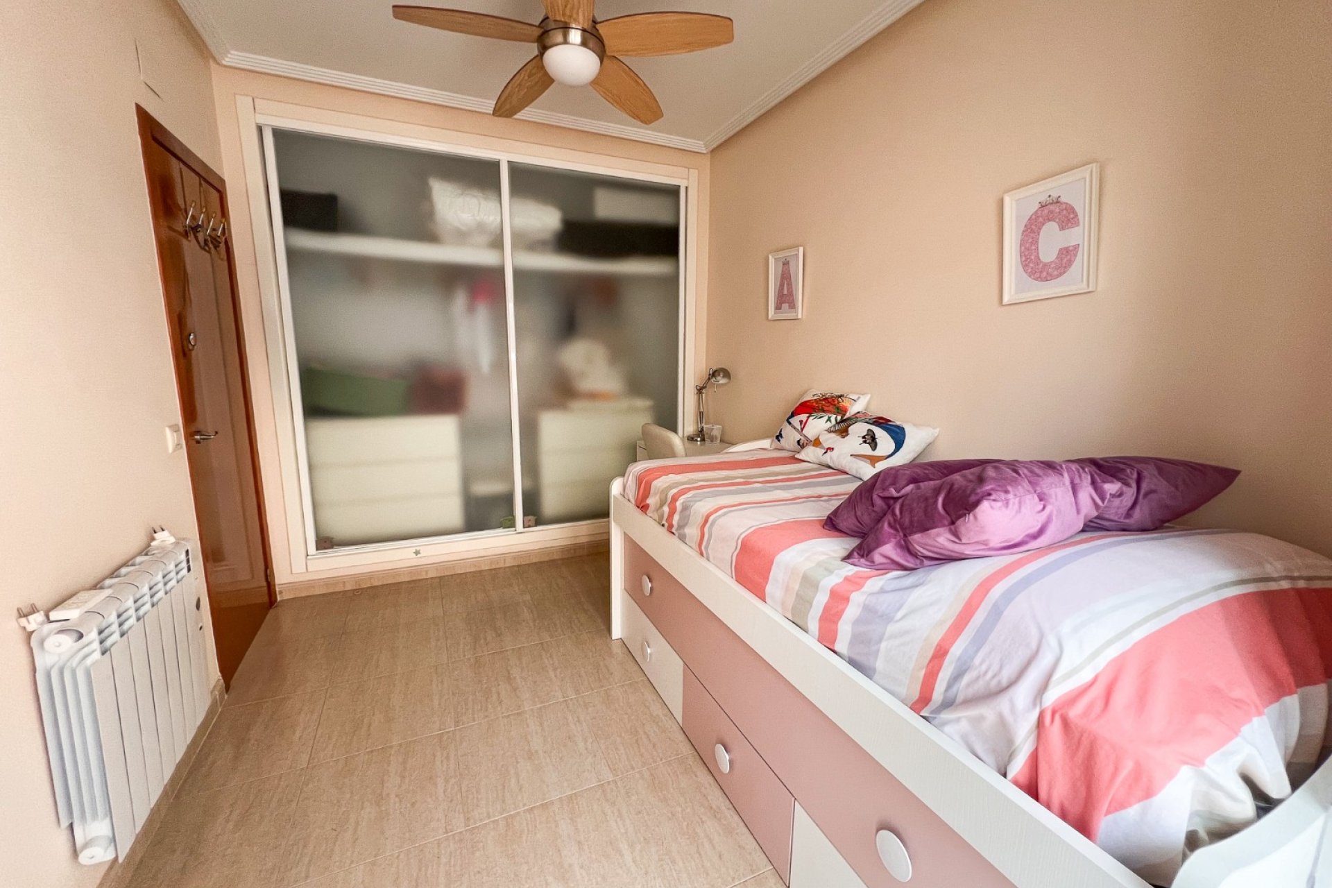 Resale - Villa / Semi detached - Pilar de la Horadada