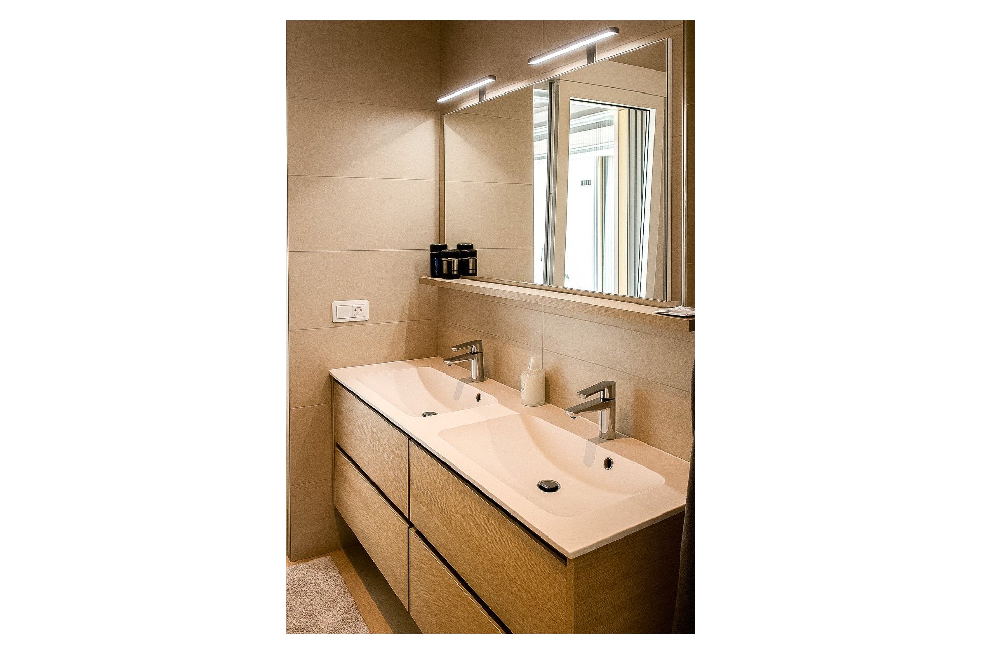 Resale - Villa / Semi detached - Torrevieja - La Siesta - El Salado - Torreta