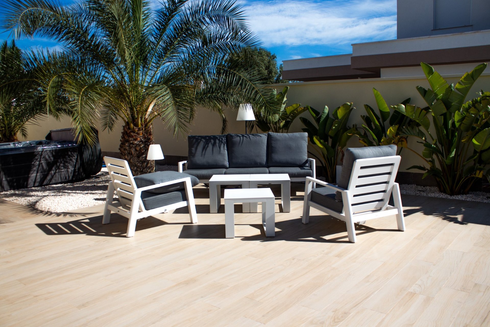 Resale - Villa / Semi detached - Torrevieja - La Siesta - El Salado - Torreta