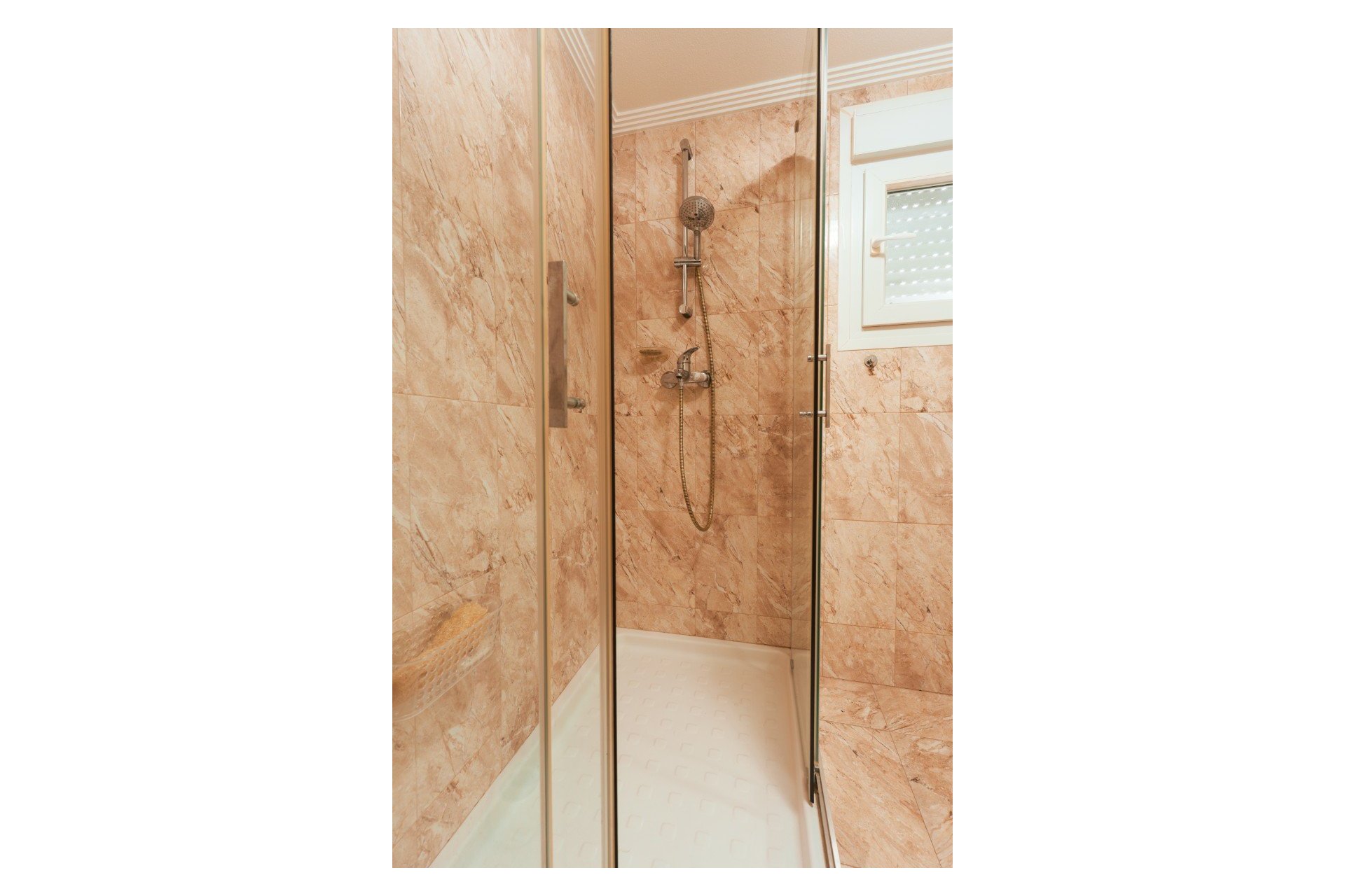 Resale - Villa / Semi detached - Torrevieja - Los Balcones