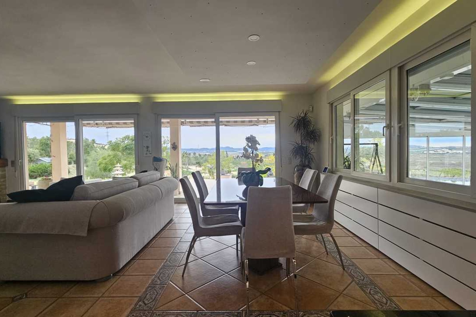 Resale - Villa - Torremendo