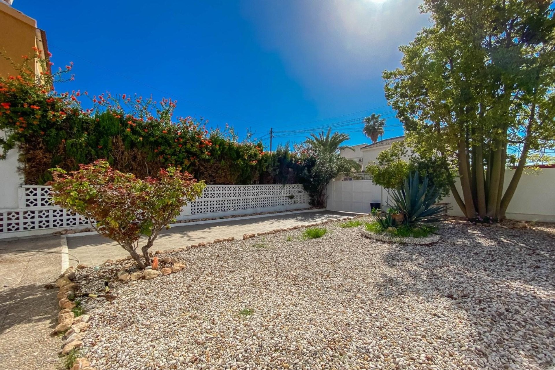 Resale - Villa - Torrevieja - Aguas Nuevas