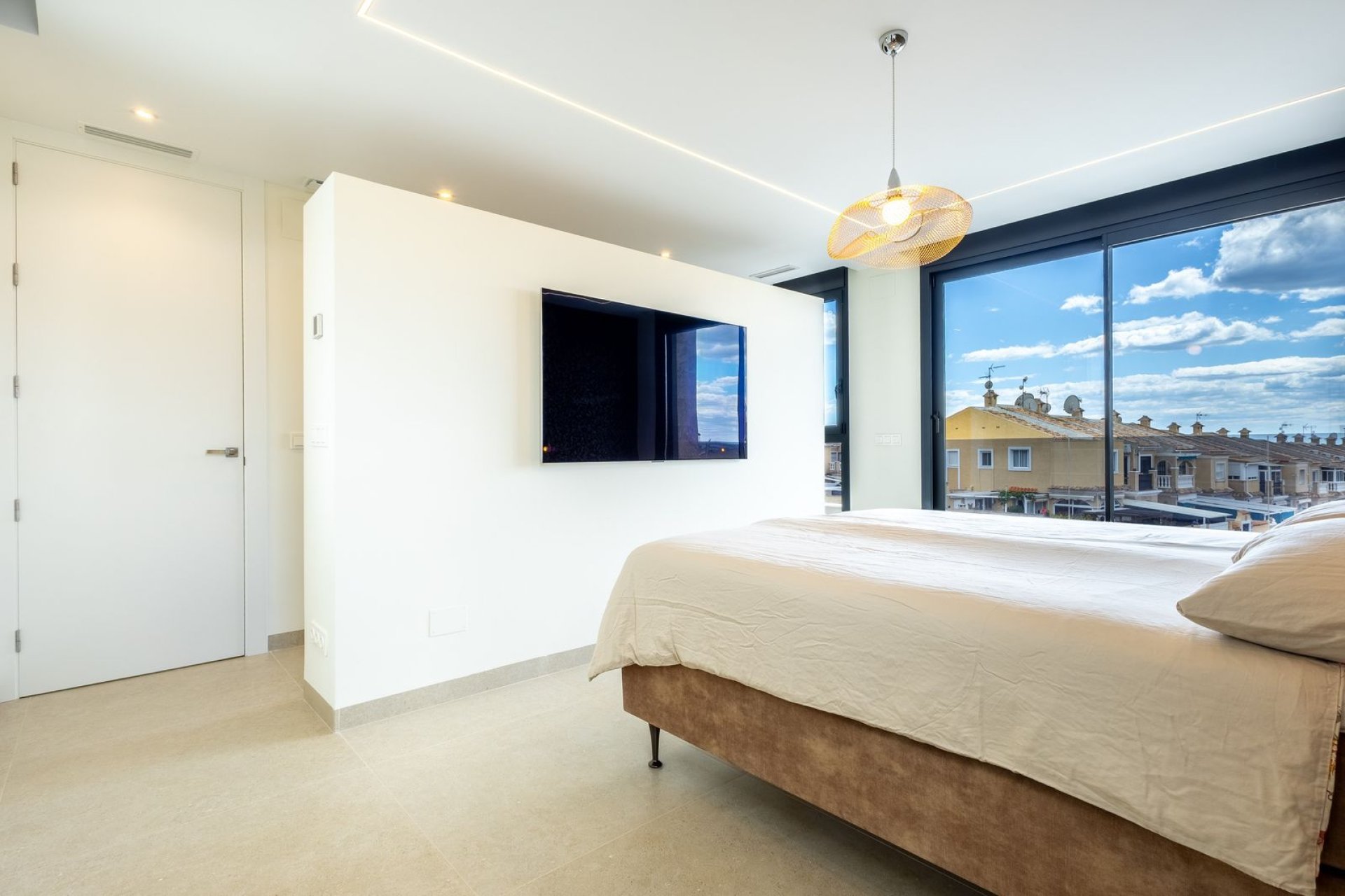Resale - Villa - Torrevieja - Aguas Nuevas