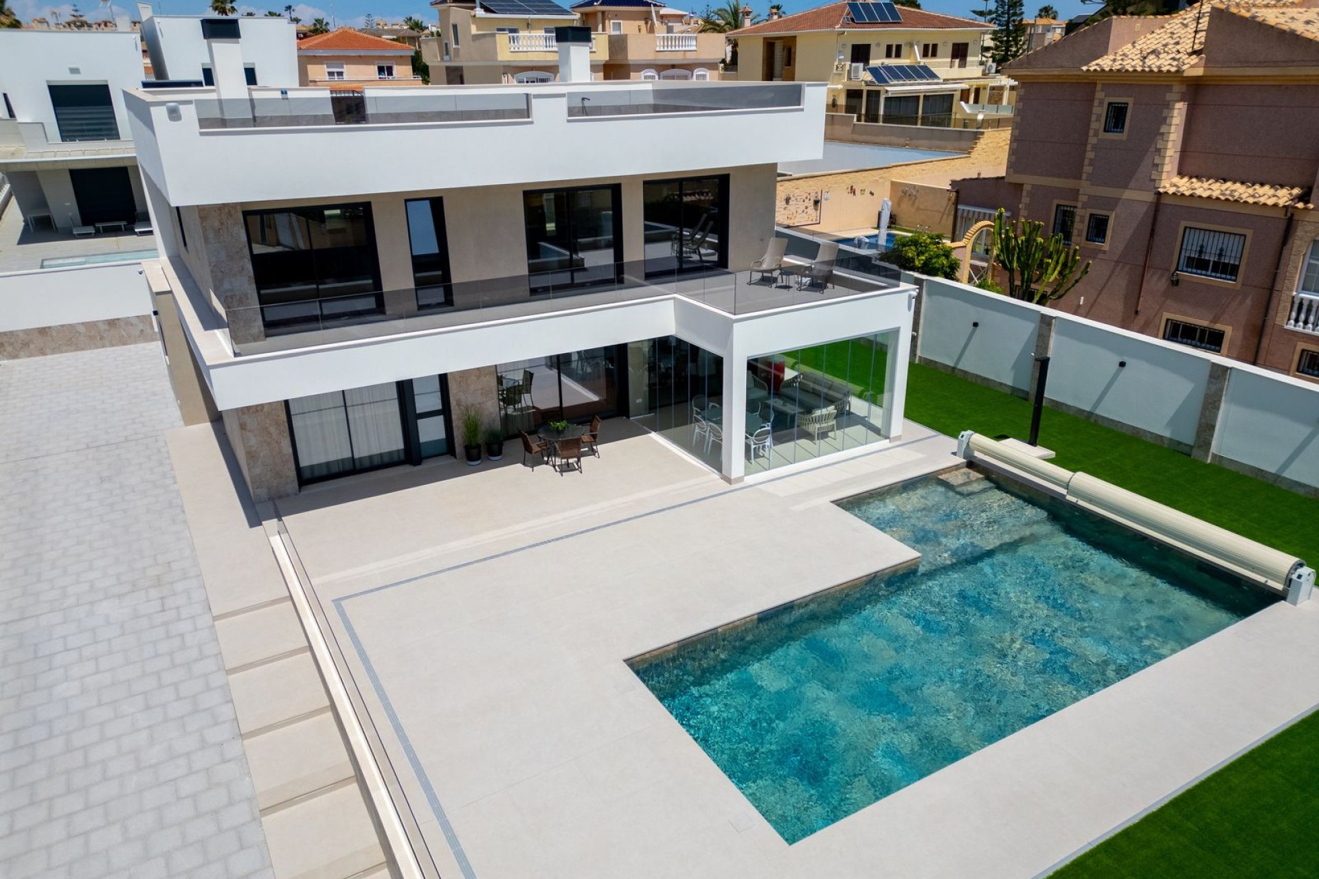 Resale - Villa - Torrevieja - Aguas Nuevas