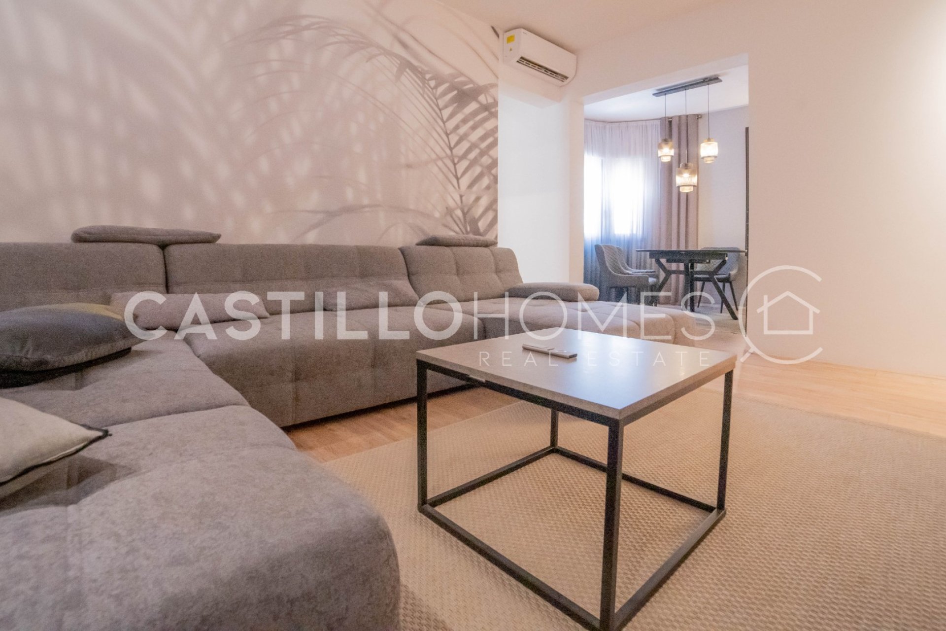 Resale - Villa - Torrevieja - El Chaparral