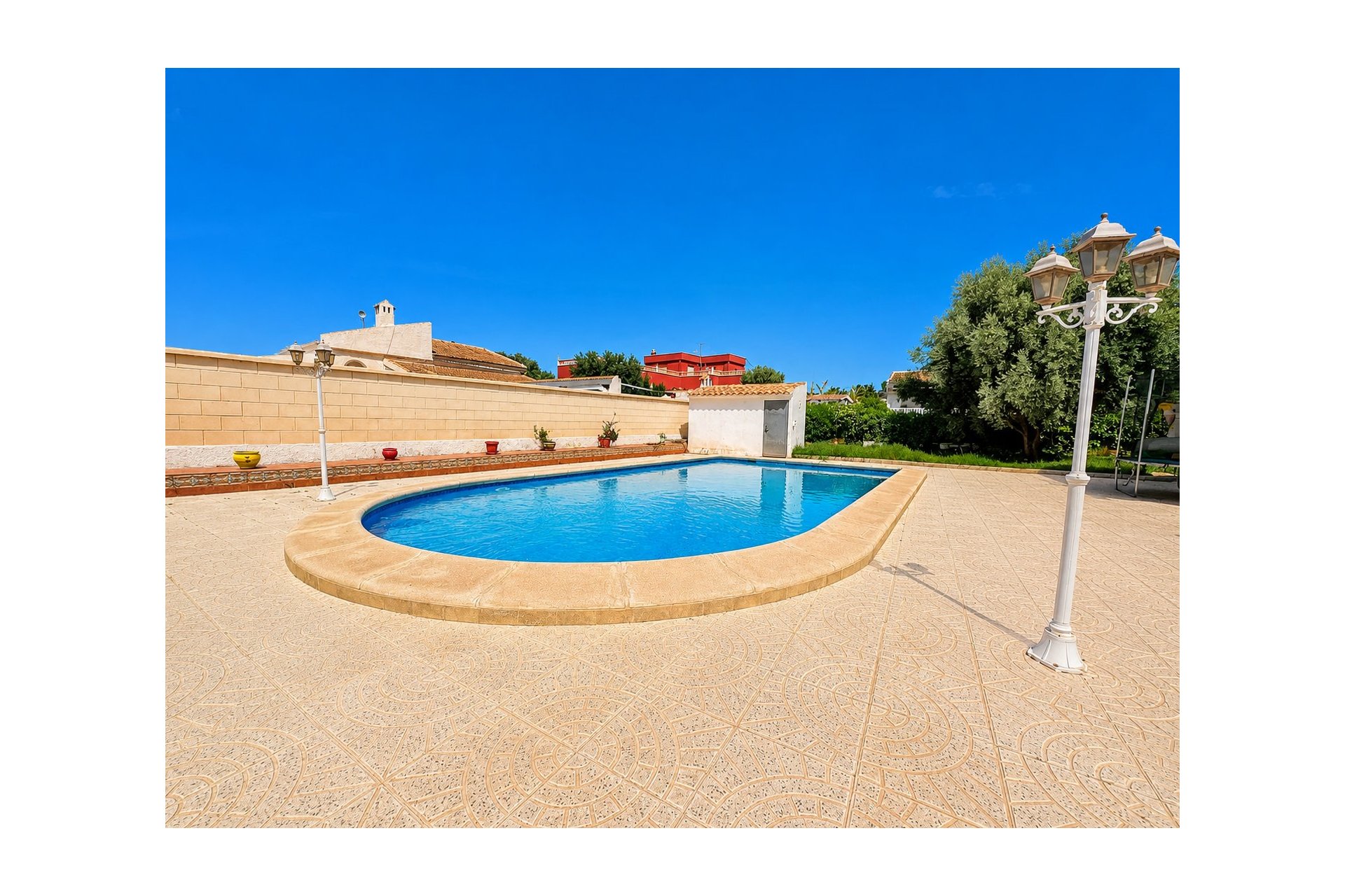 Resale - Villa - Torrevieja - La Siesta