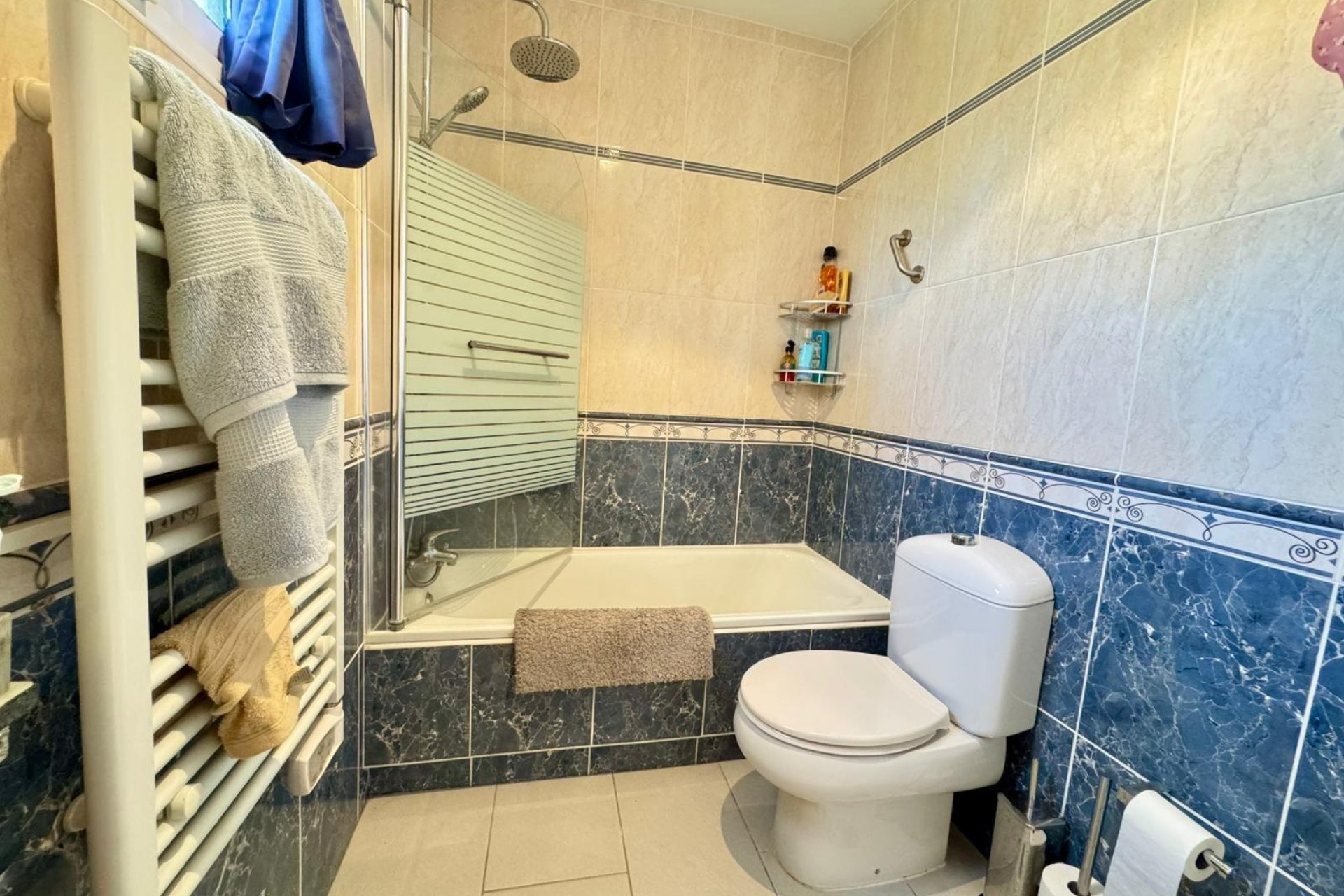 Resale - Villa - Torrevieja - Los altos