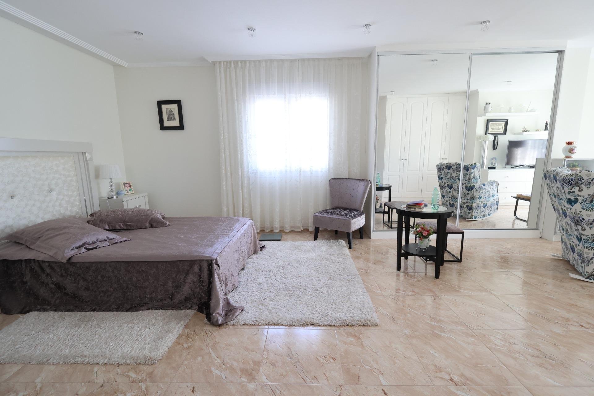Resale - Villa - Torrevieja - Los Balcones