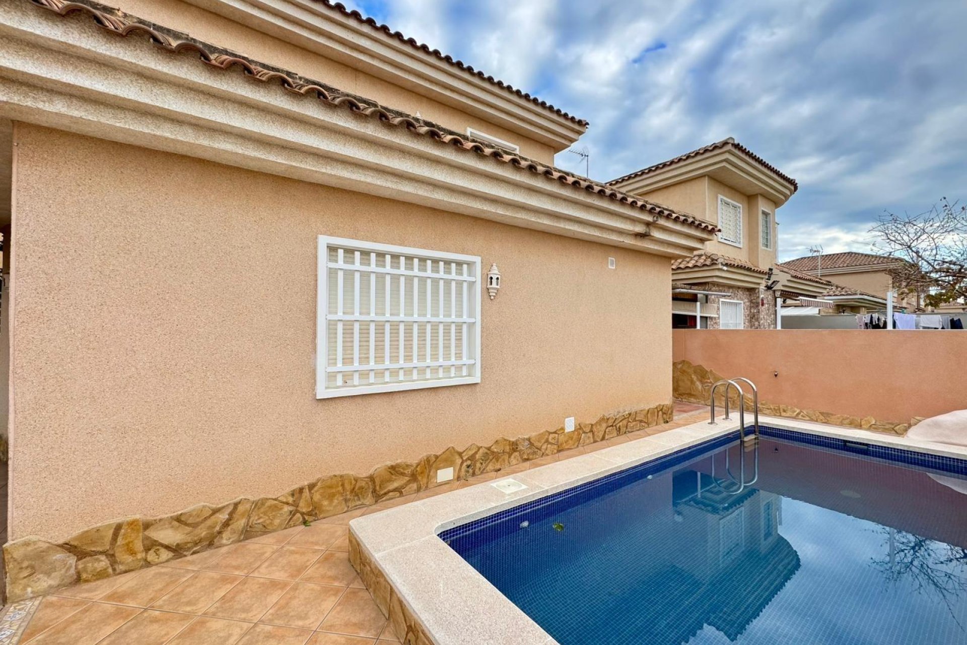 Resale - Villa - Torrevieja - Los Balcones