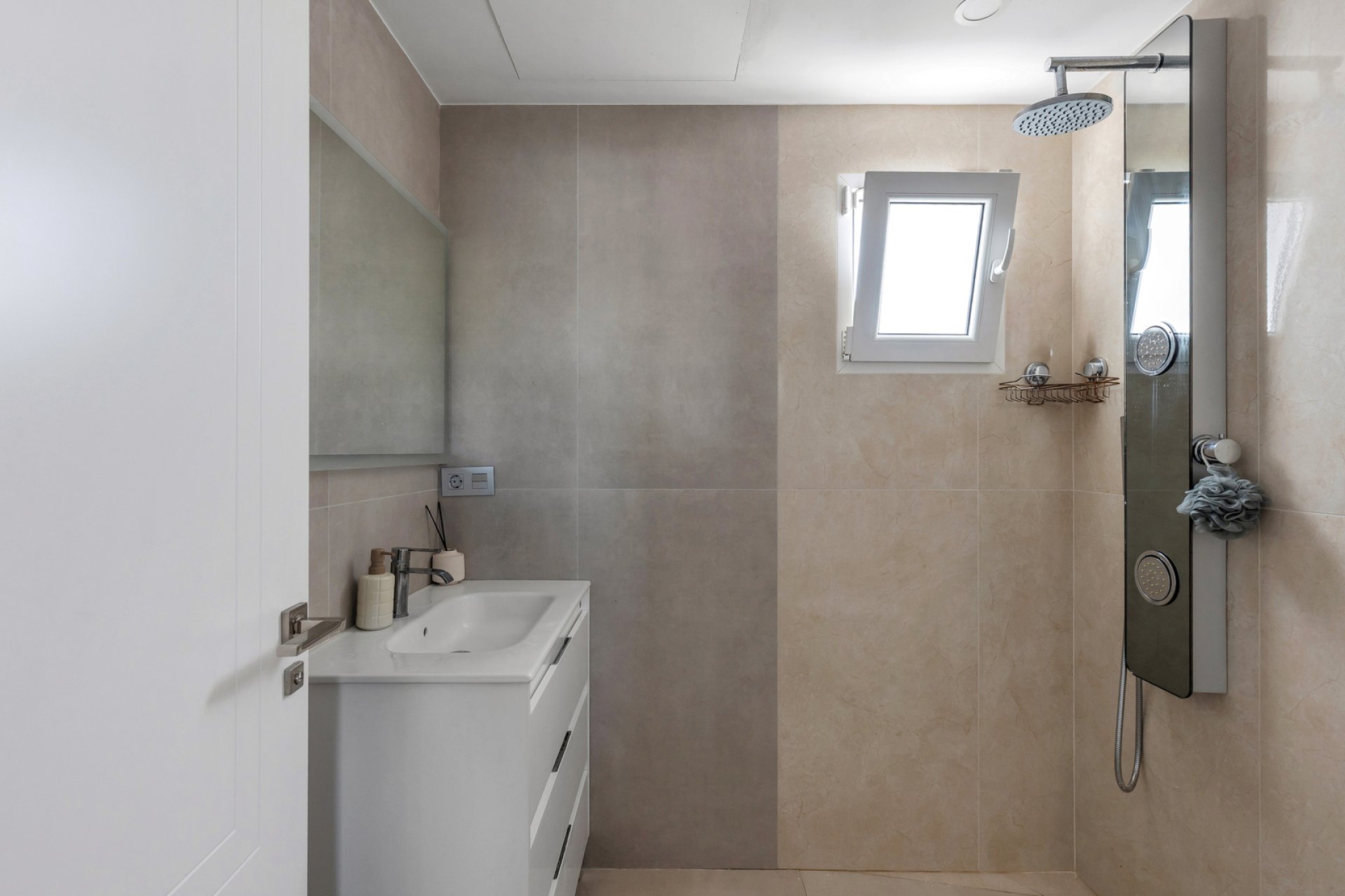 Resale - Villa - Torrevieja - Los Balcones