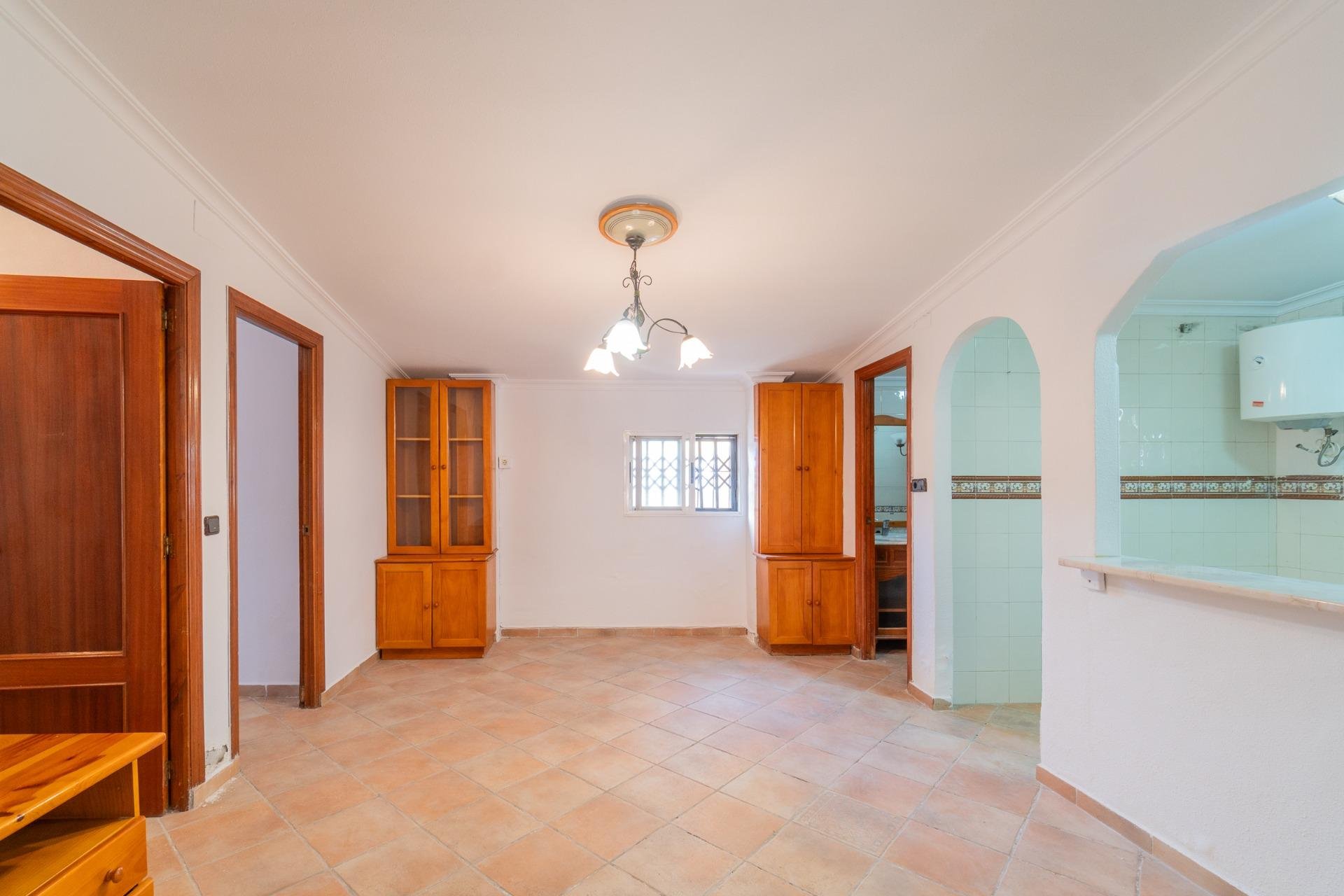 Resale - Villa - Torrevieja - Orihuela costa