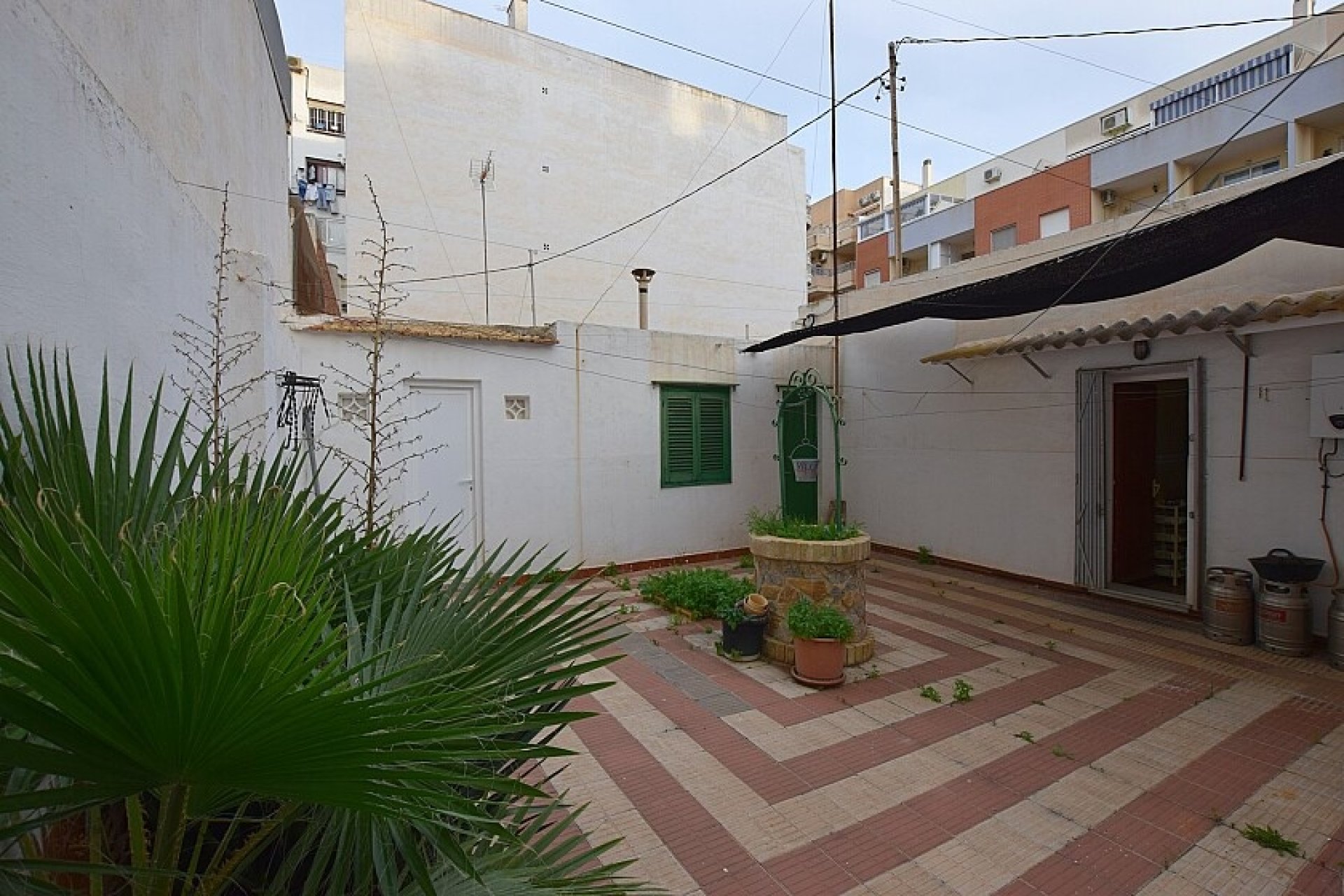 Resale - Villa - Torrevieja - Playa del Cura