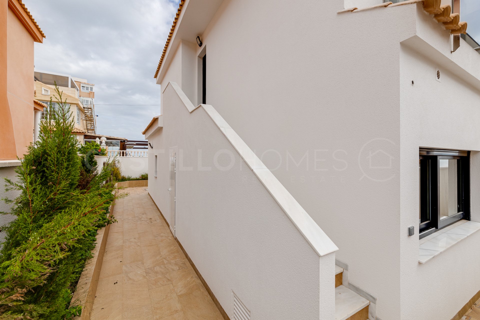 Resale - Villa - Torrevieja - Torre del moro