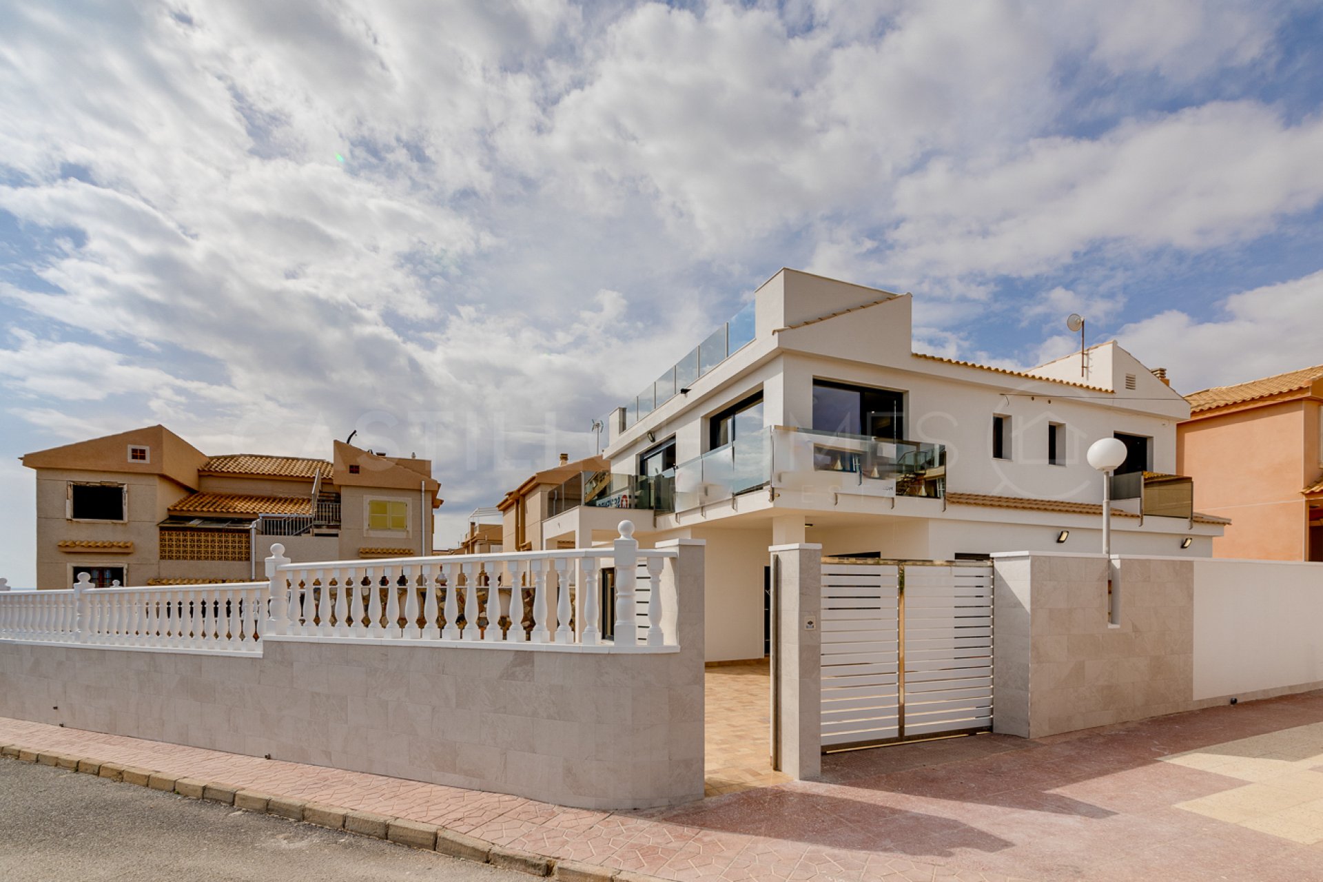 Resale - Villa - Torrevieja - Torre del moro