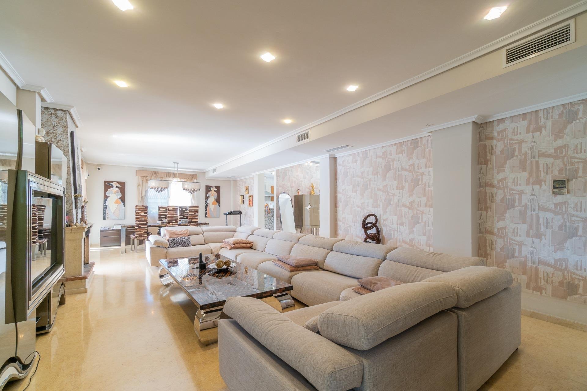 Resale - Villa - Torrevieja - Torre la mata