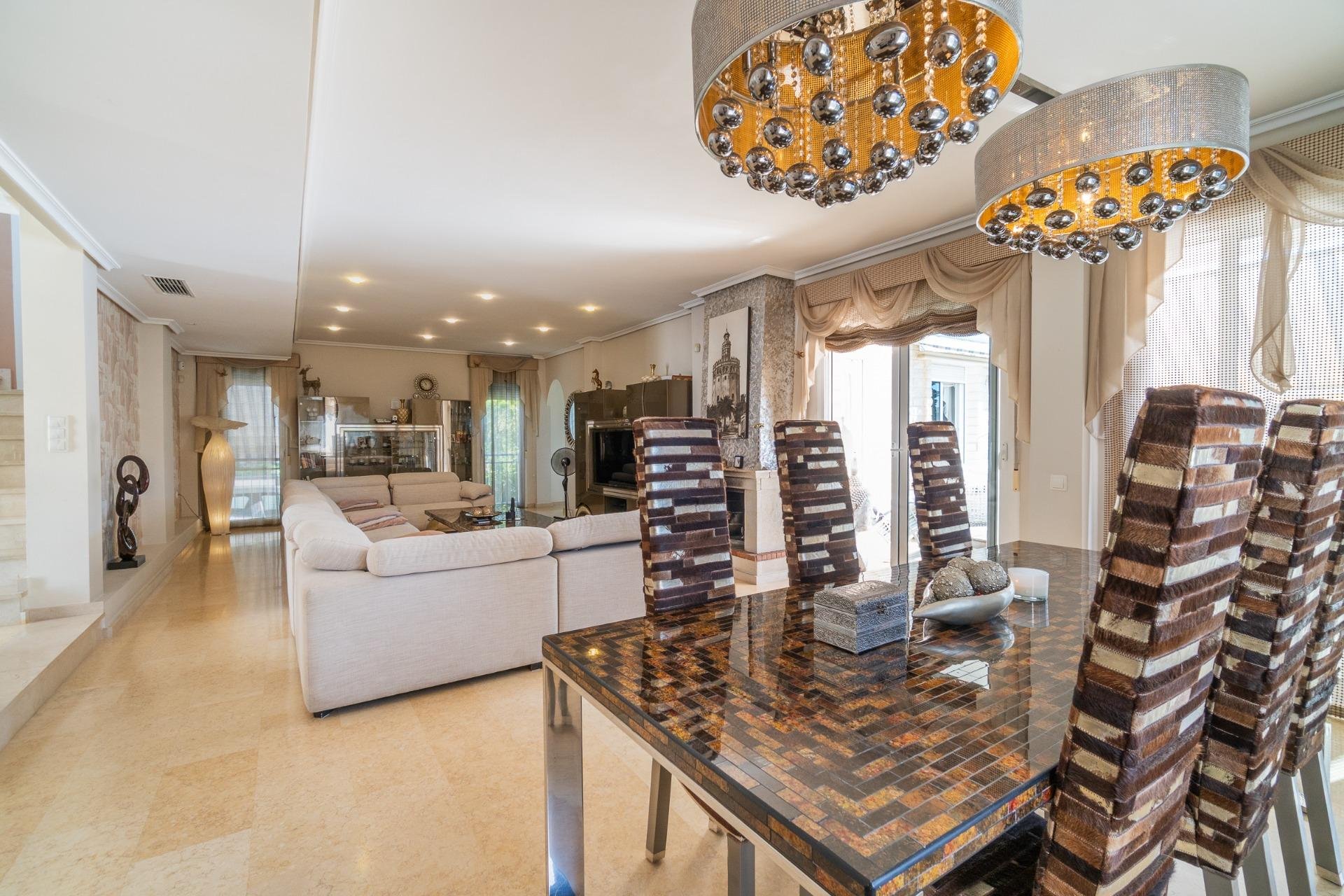 Resale - Villa - Torrevieja - Torre la mata