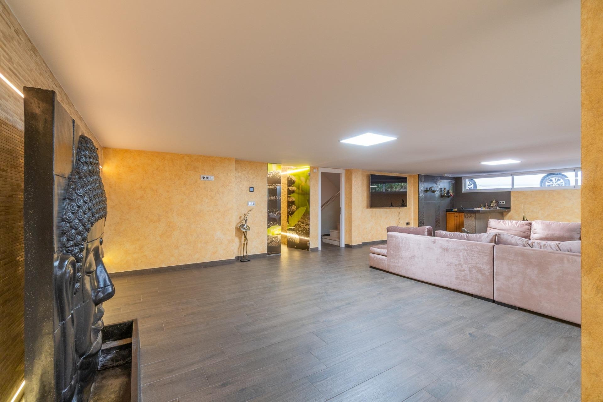 Resale - Villa - Torrevieja - Torre la mata